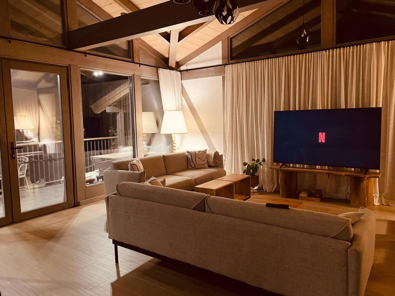REY Chalet