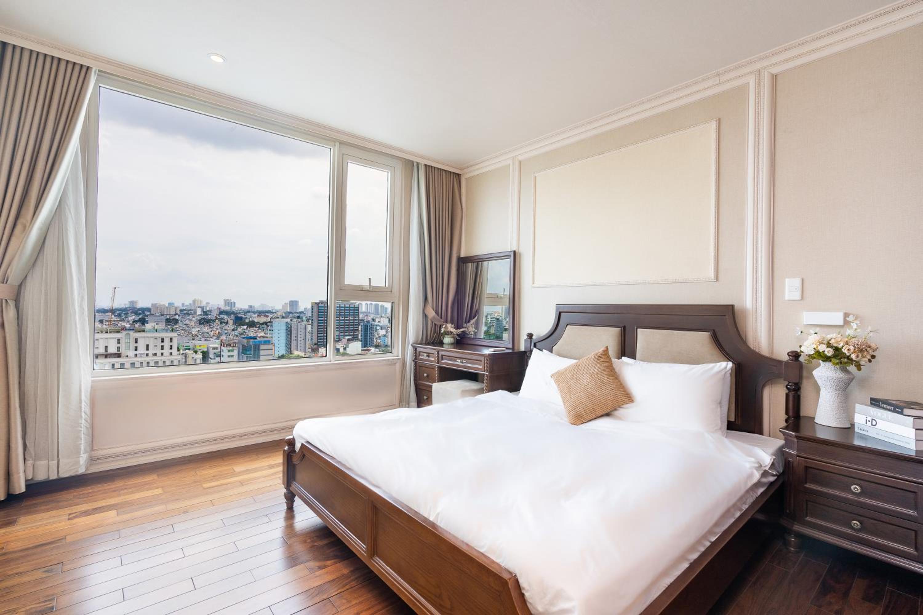 2BR 3BR Luxury Apartment Sky Pool