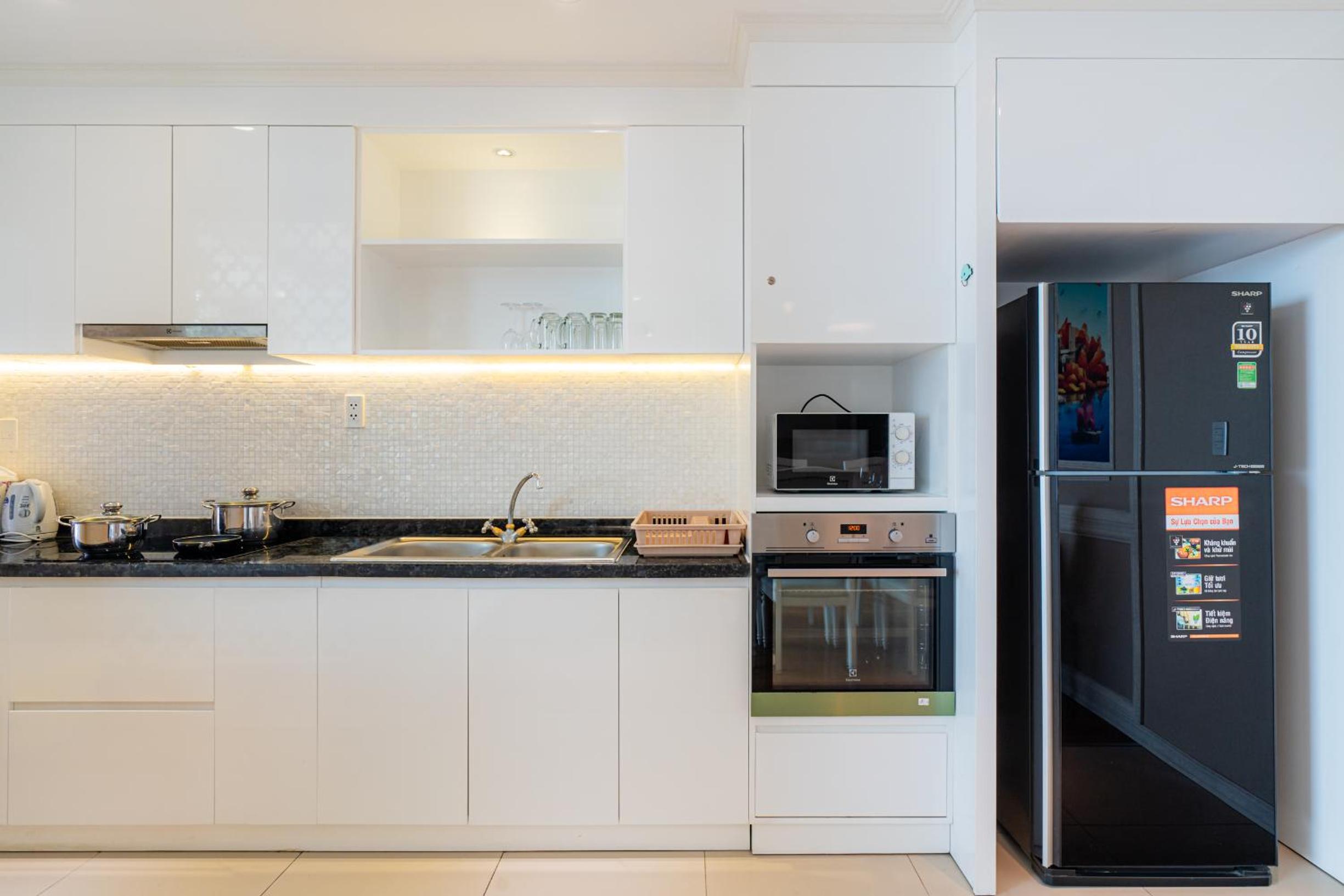 Leman Luxury Suites