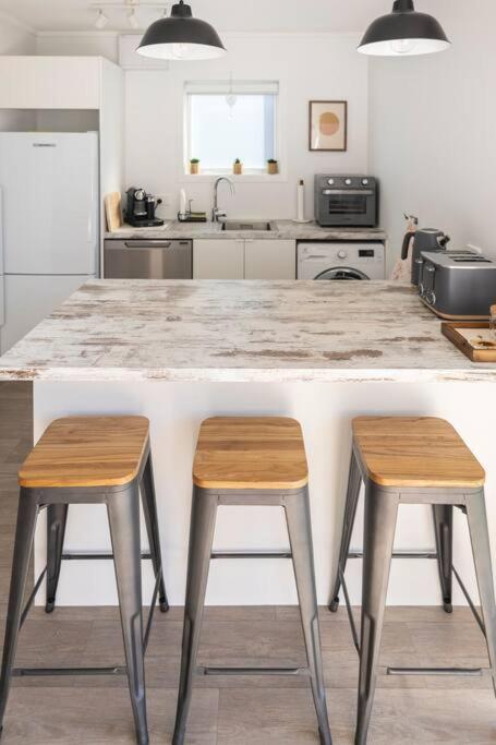 Papamoa Beach Cottage