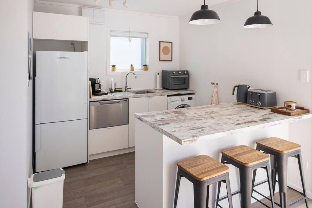 Papamoa Beach Cottage