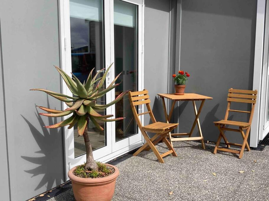 Papamoa Beach Cottage