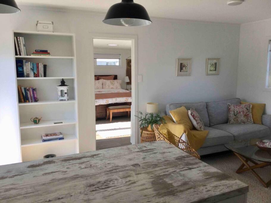 Papamoa Beach Cottage