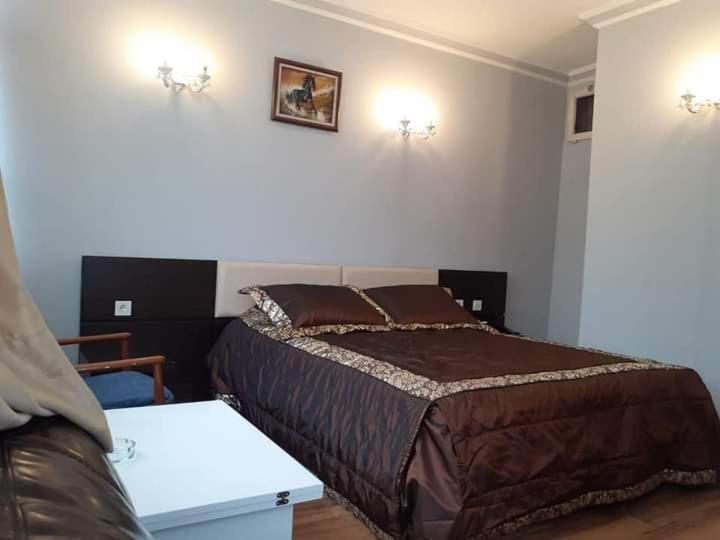 Tac Hotel - Image 111