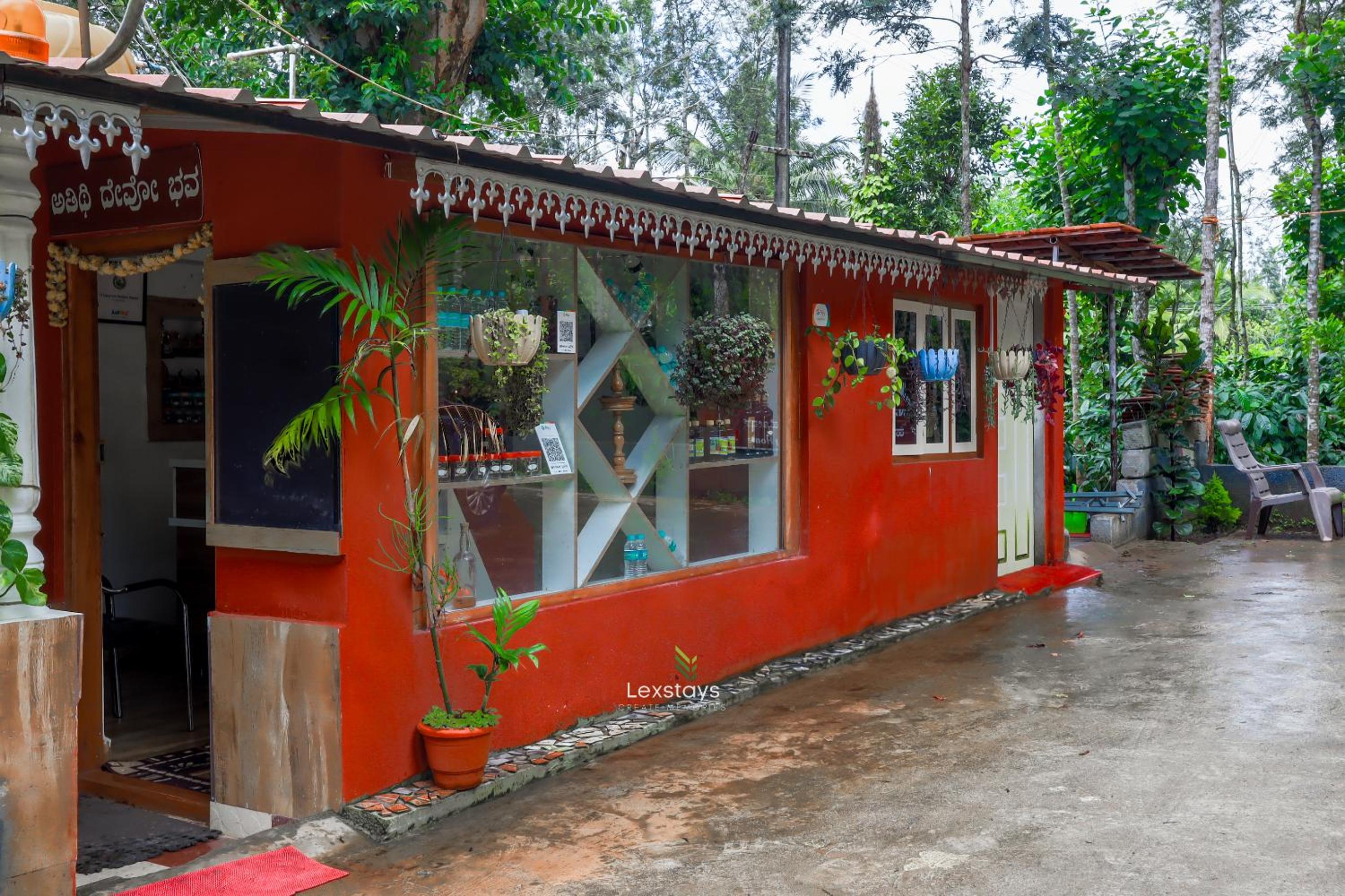 D signature Homestay By Lexstays view 2