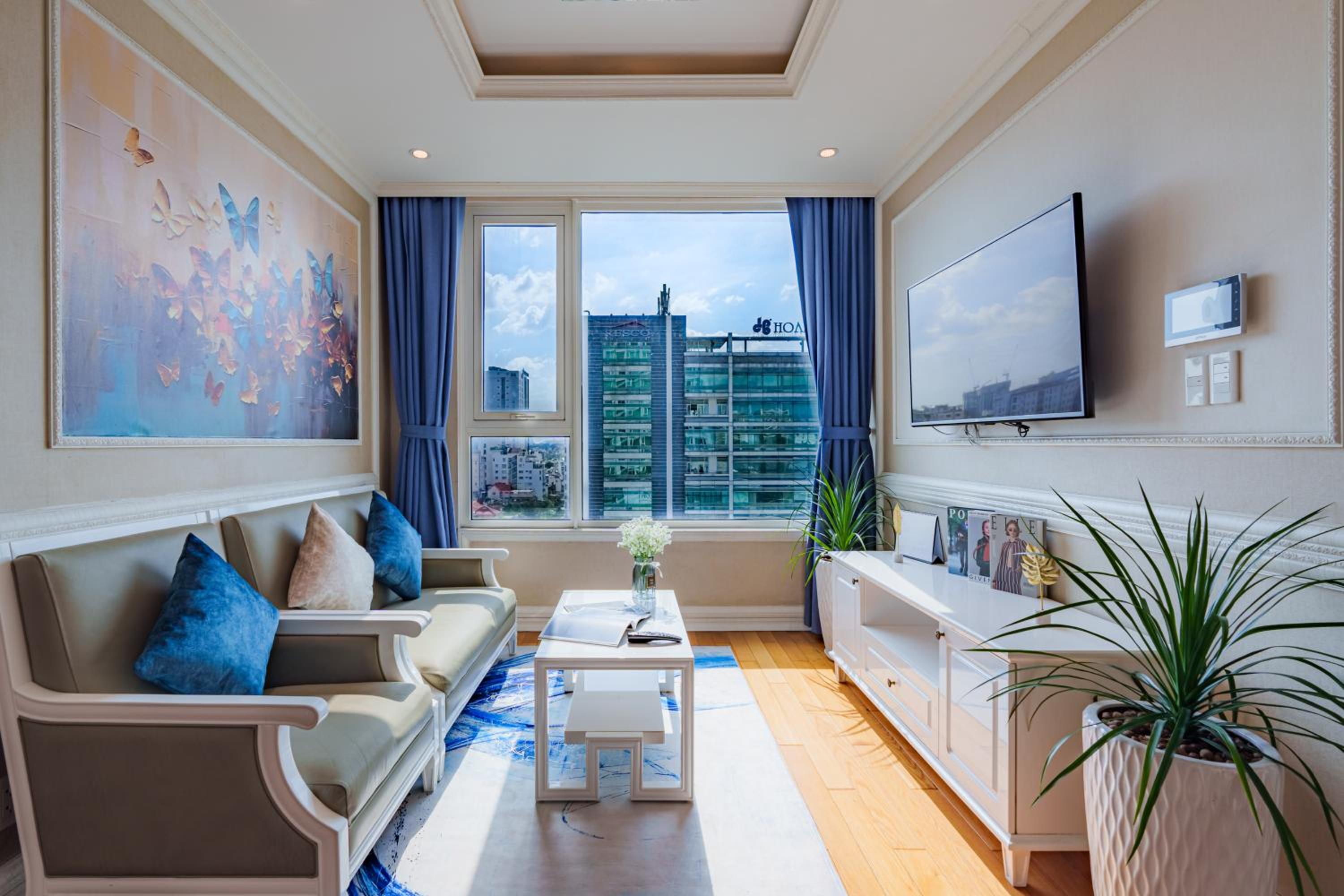 Leman Luxury Suites