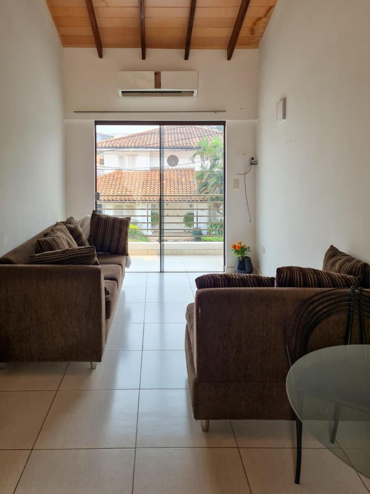 Apt B - Carmelitas view 3
