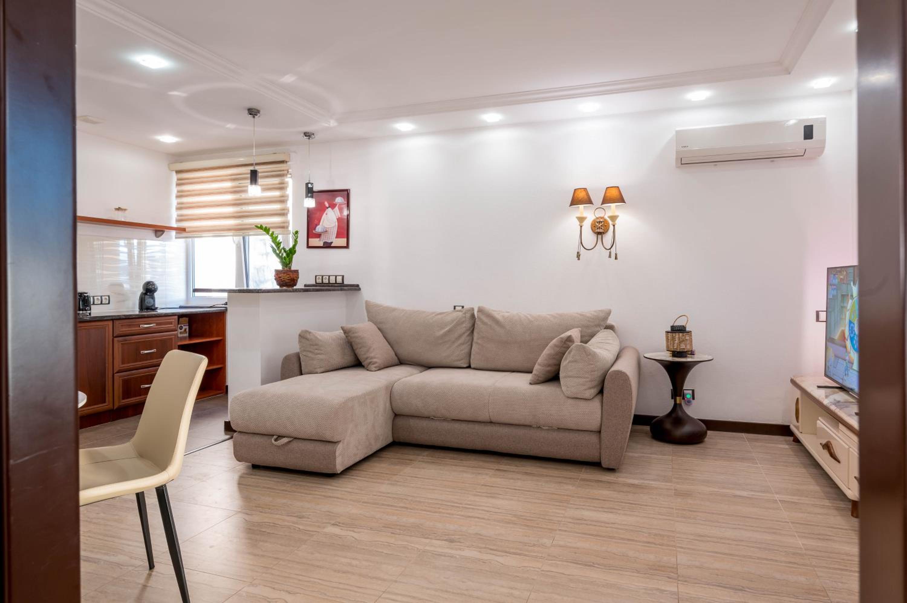 Grande Apartments