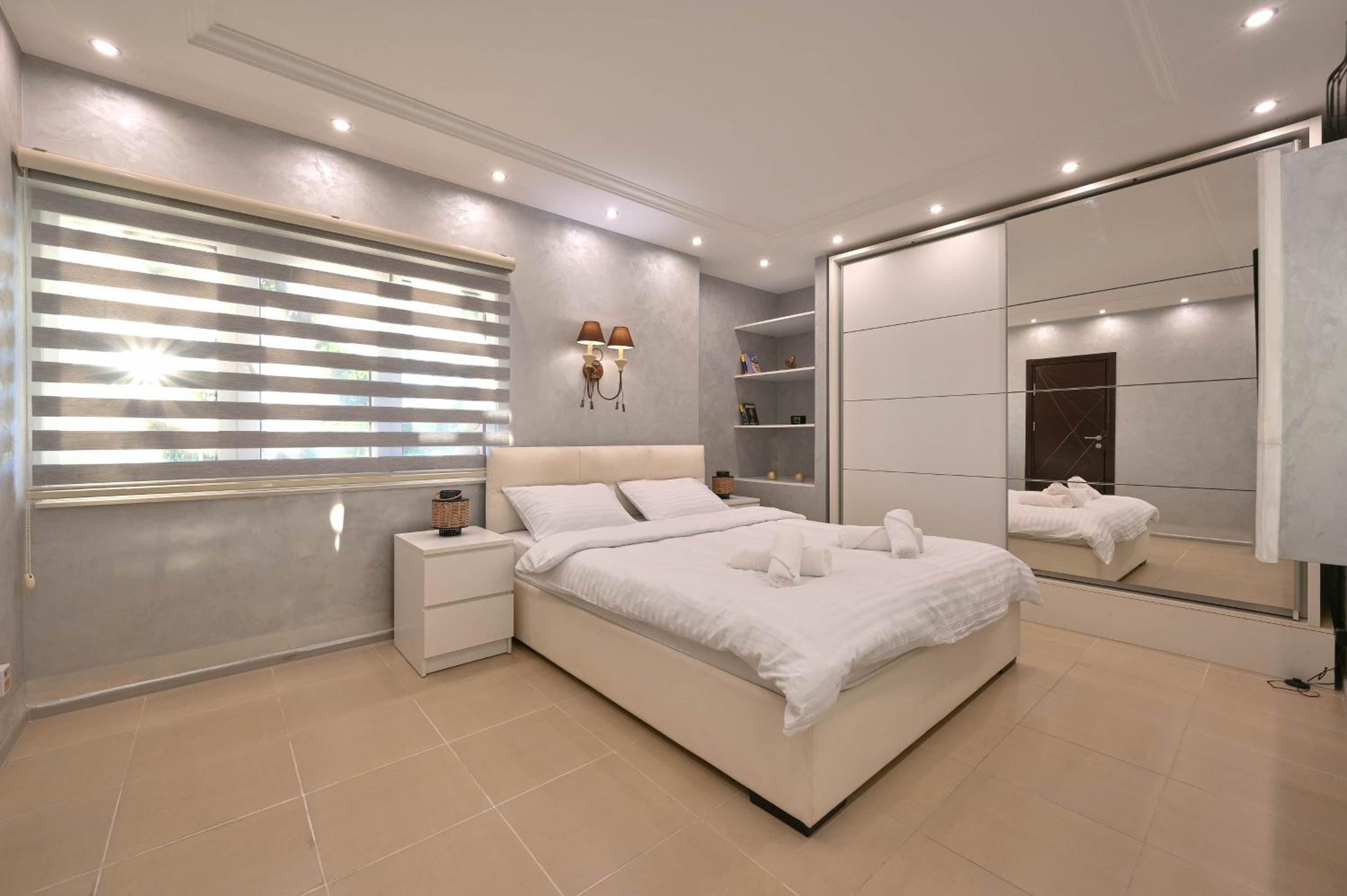 Grande Apartments