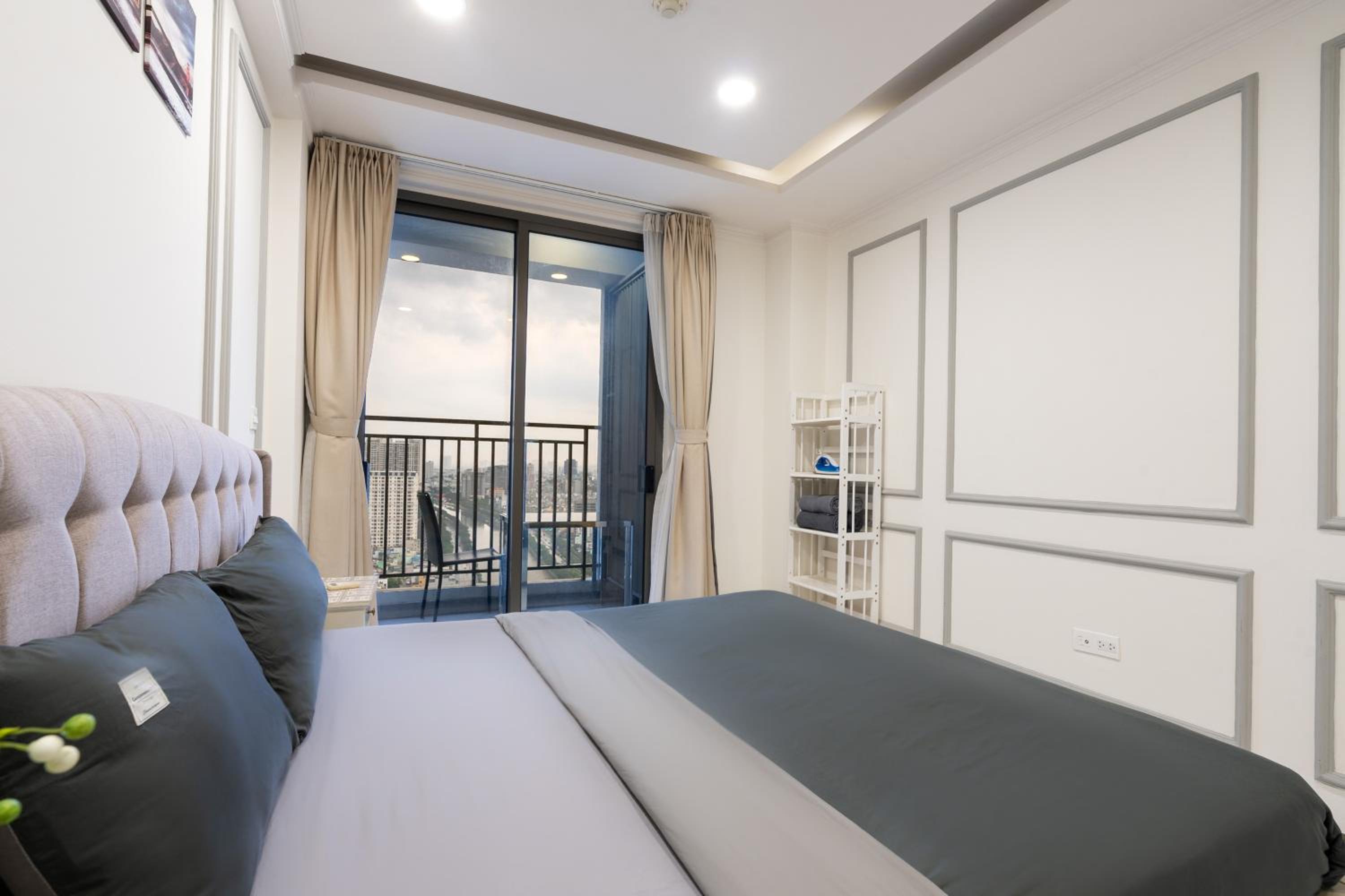 Saigon Downtown - Rivergate Residence