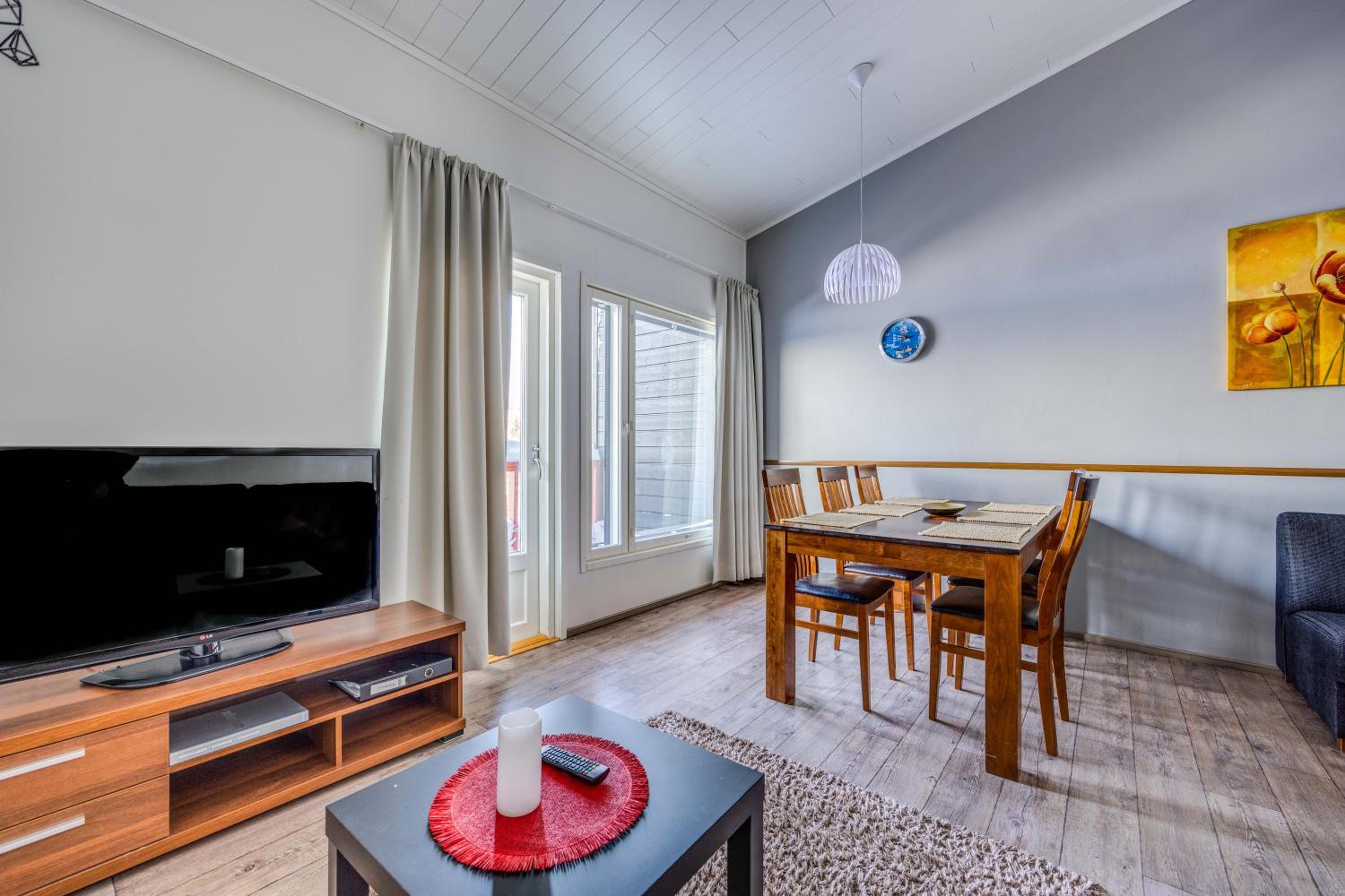 Skivillas 26 B 9 Lake view Incl Sauna, Balcony, Central location view 2