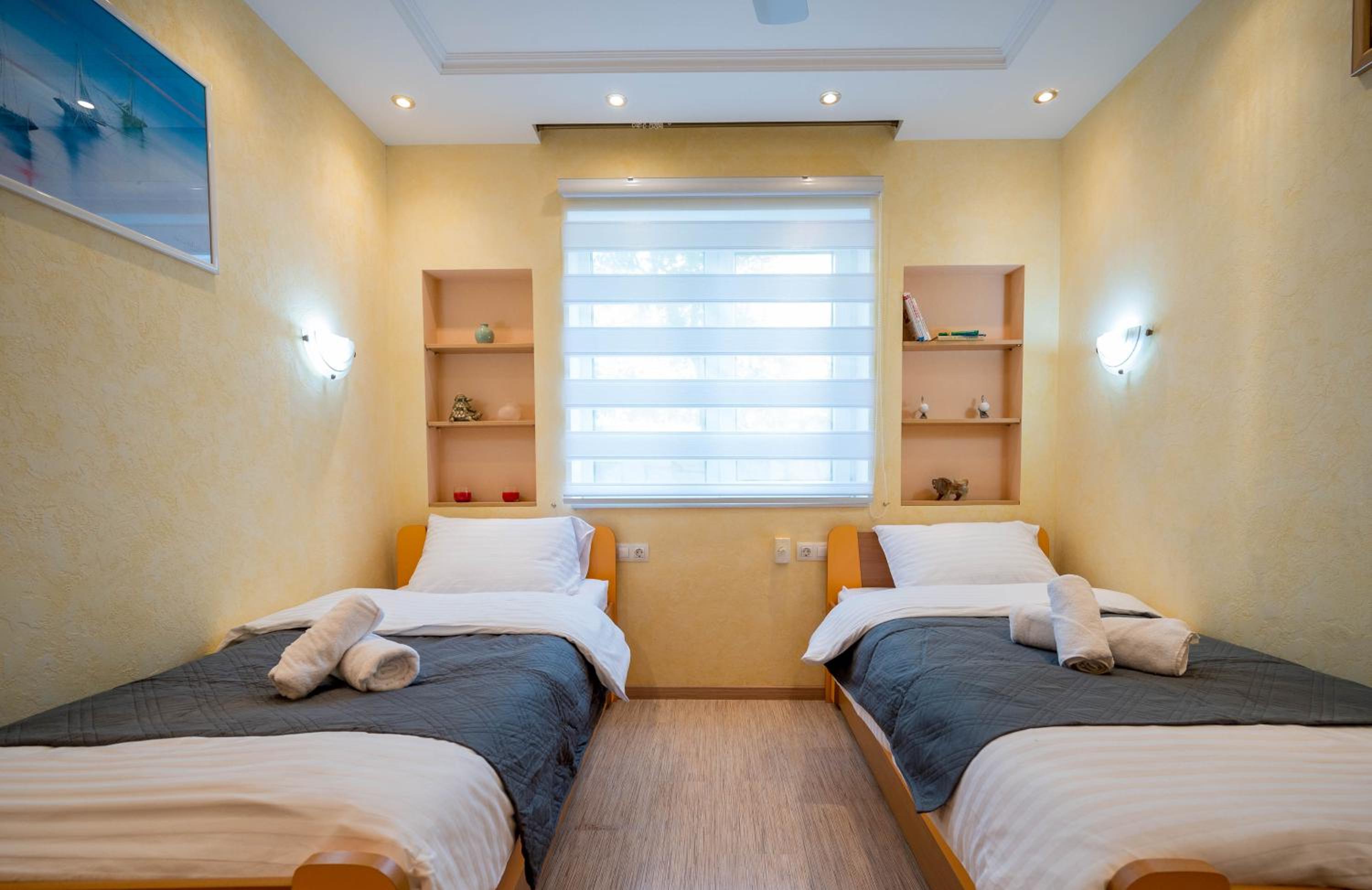 Grande Apartments