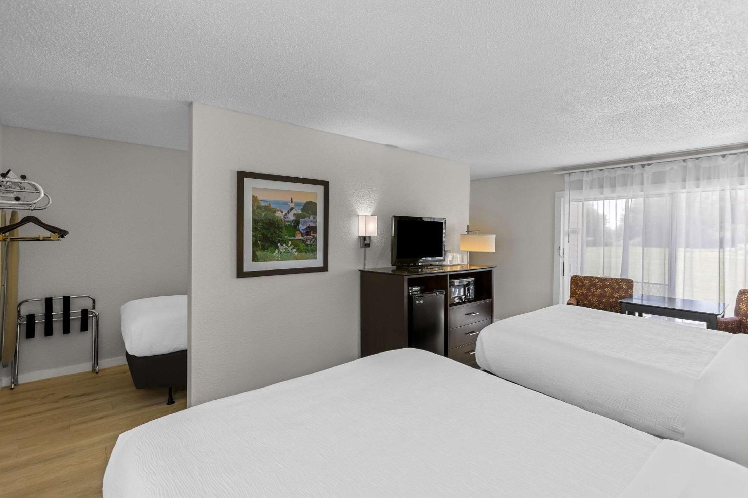 Quality Inn Lakefront