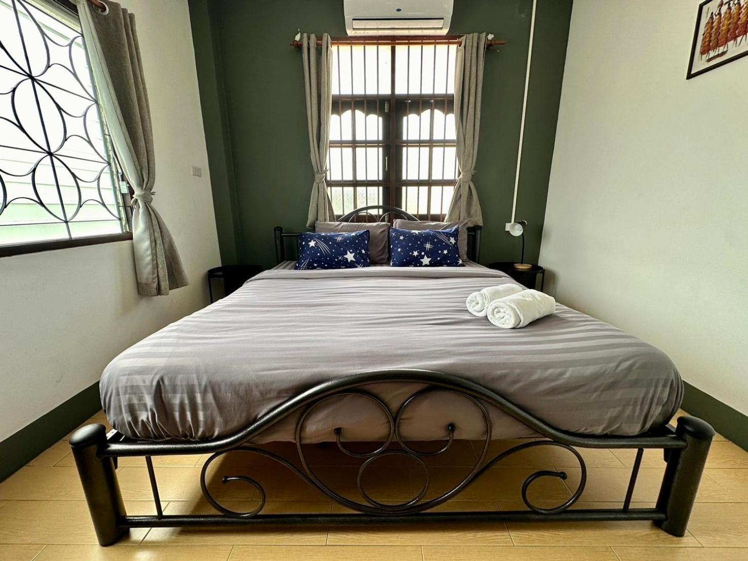 Niece Hostel Phuket - Bangtao Beach