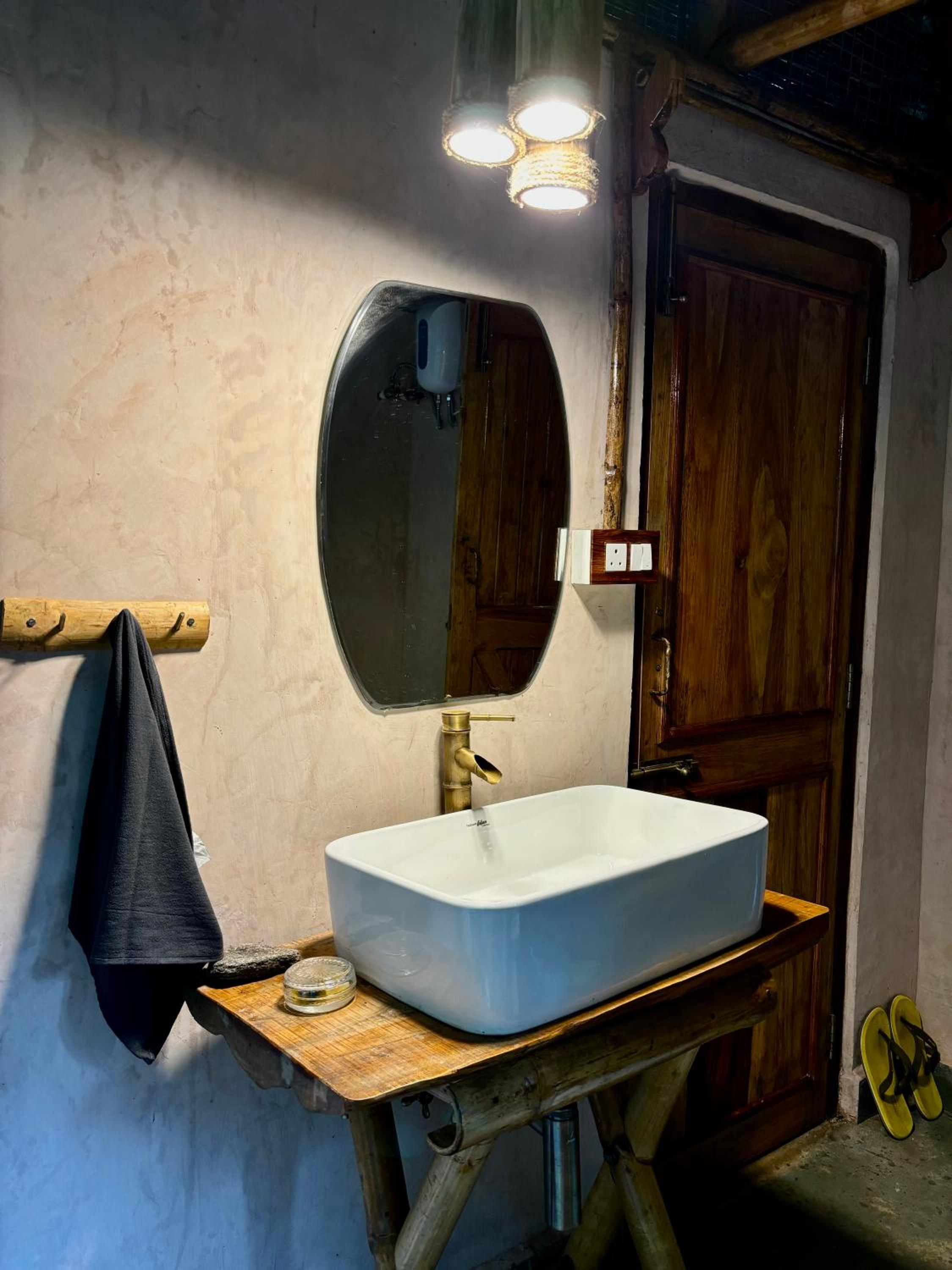 Tieedi Brookside Dwelling view 4