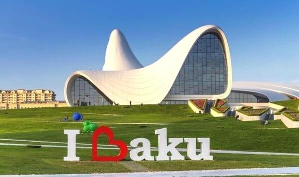 Cozy Apartment near Haydar Aliyev cener