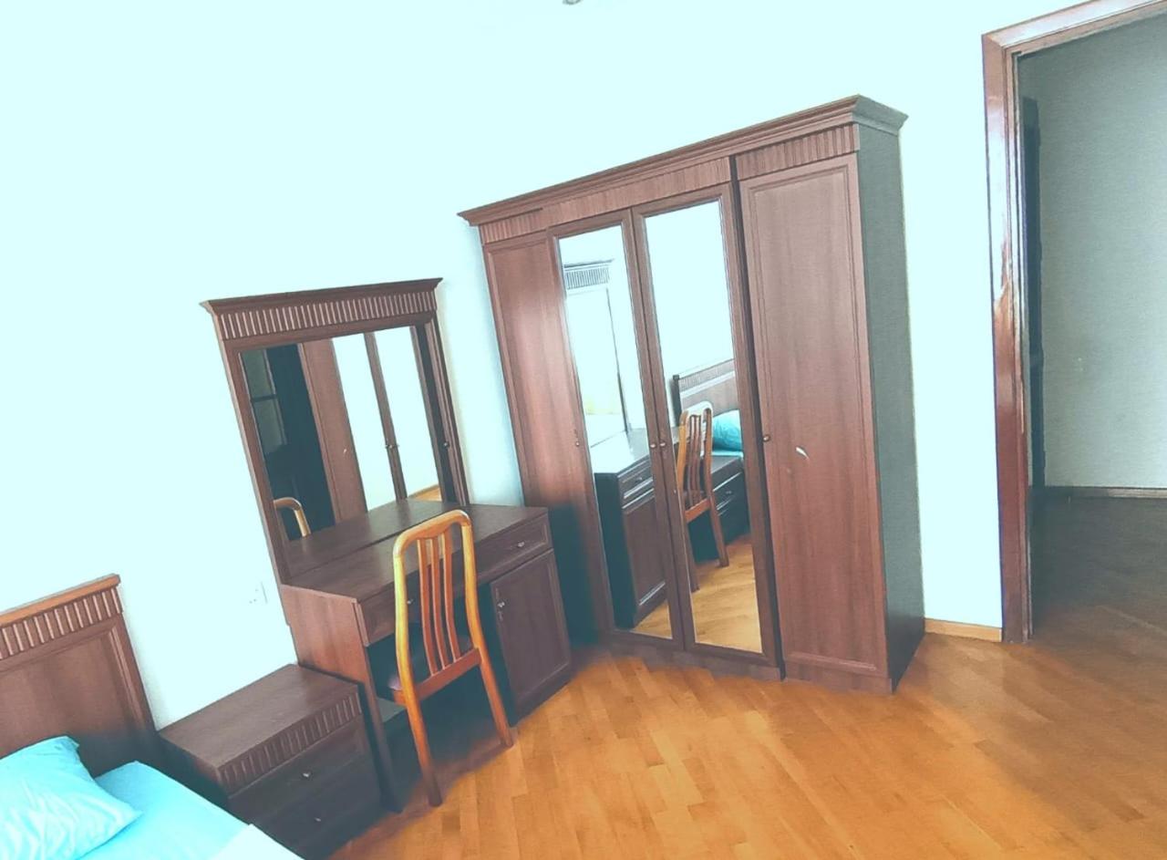 Cozy Apartment near Haydar Aliyev cener