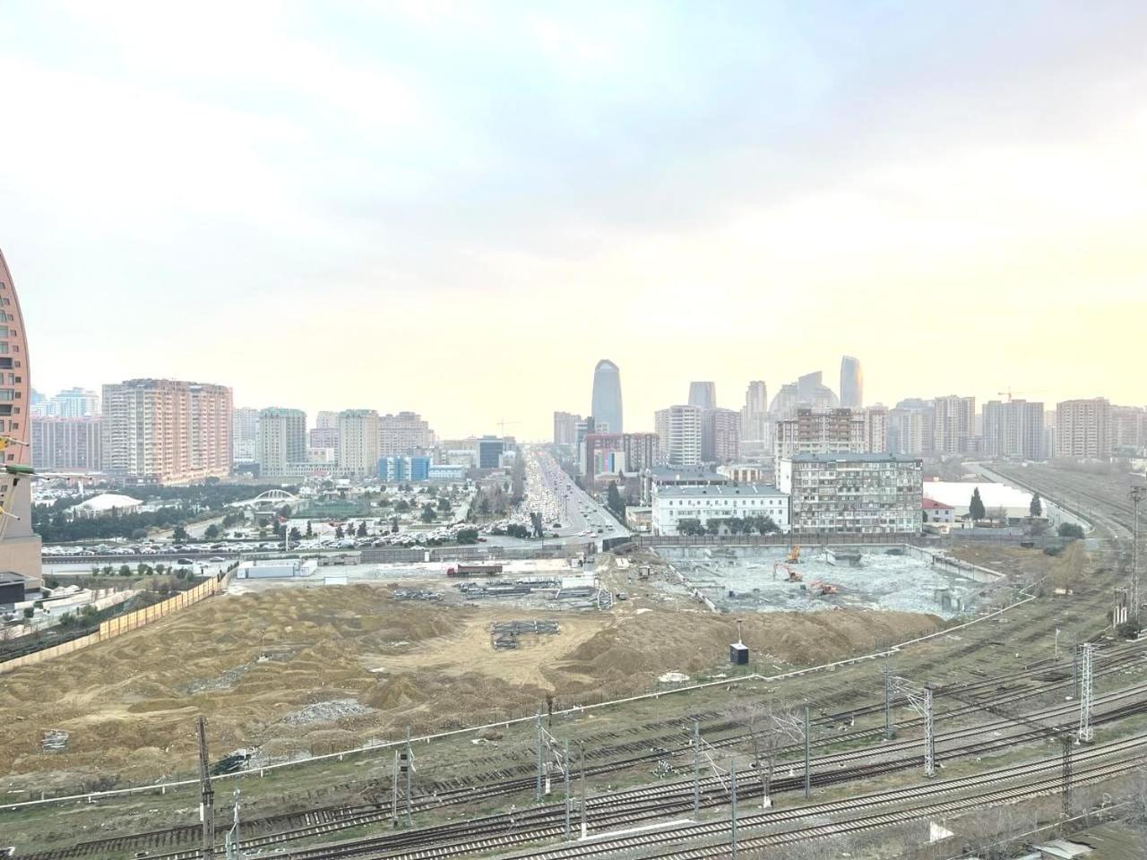 Cozy Apartment near Haydar Aliyev cener