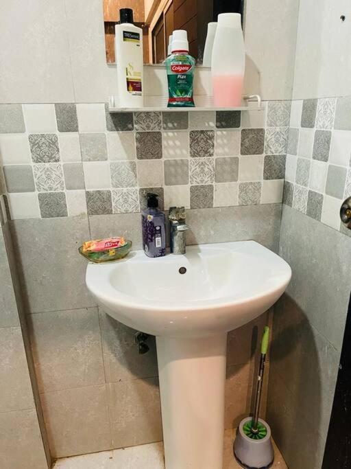 Stay Place Nice & Cozy 2 bedroom Apartment view 5