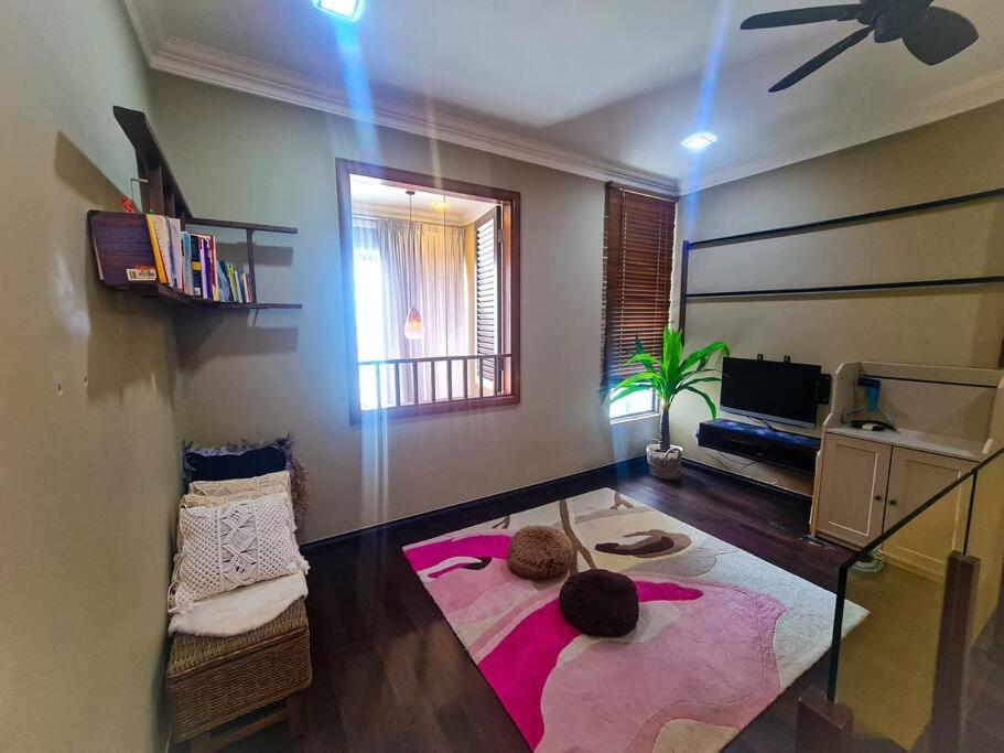 Premium Vintage Home 2 Master Bedrooms 2 to 4 Pax Comfy Stay for Friends and Family photo 4