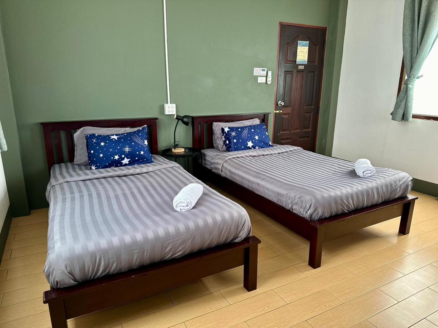 Niece Hostel Phuket - Bangtao Beach