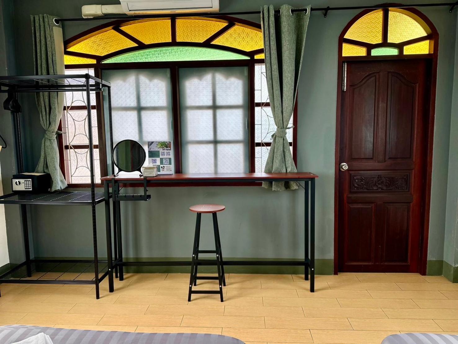 Niece Hostel Phuket - Bangtao Beach