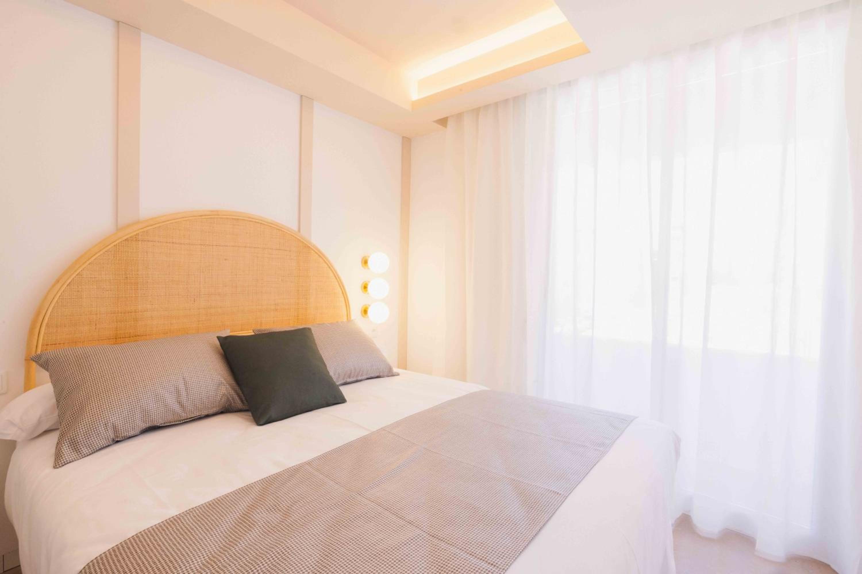 Hotel Los 6 by GRUPO CCOMMO - Image 1