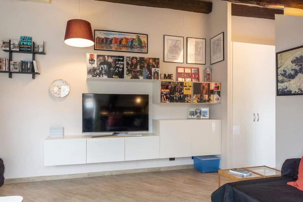 Cozy Attic in the City Center photo 3
