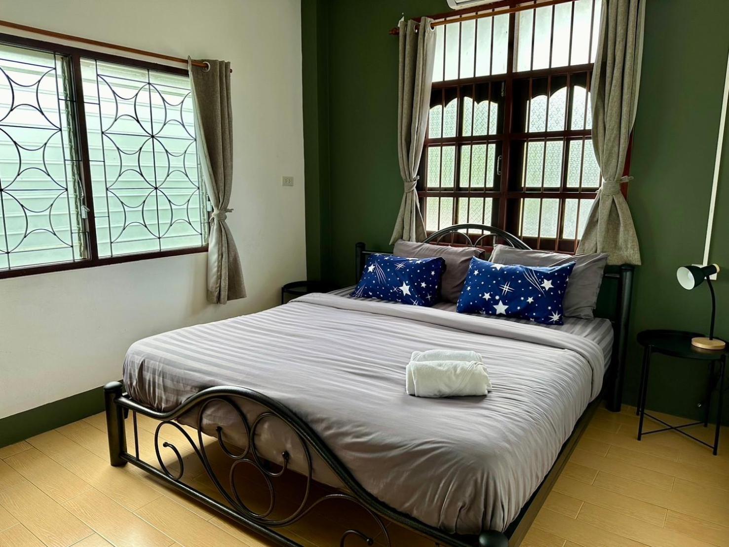 Niece Hostel Phuket - Bangtao Beach