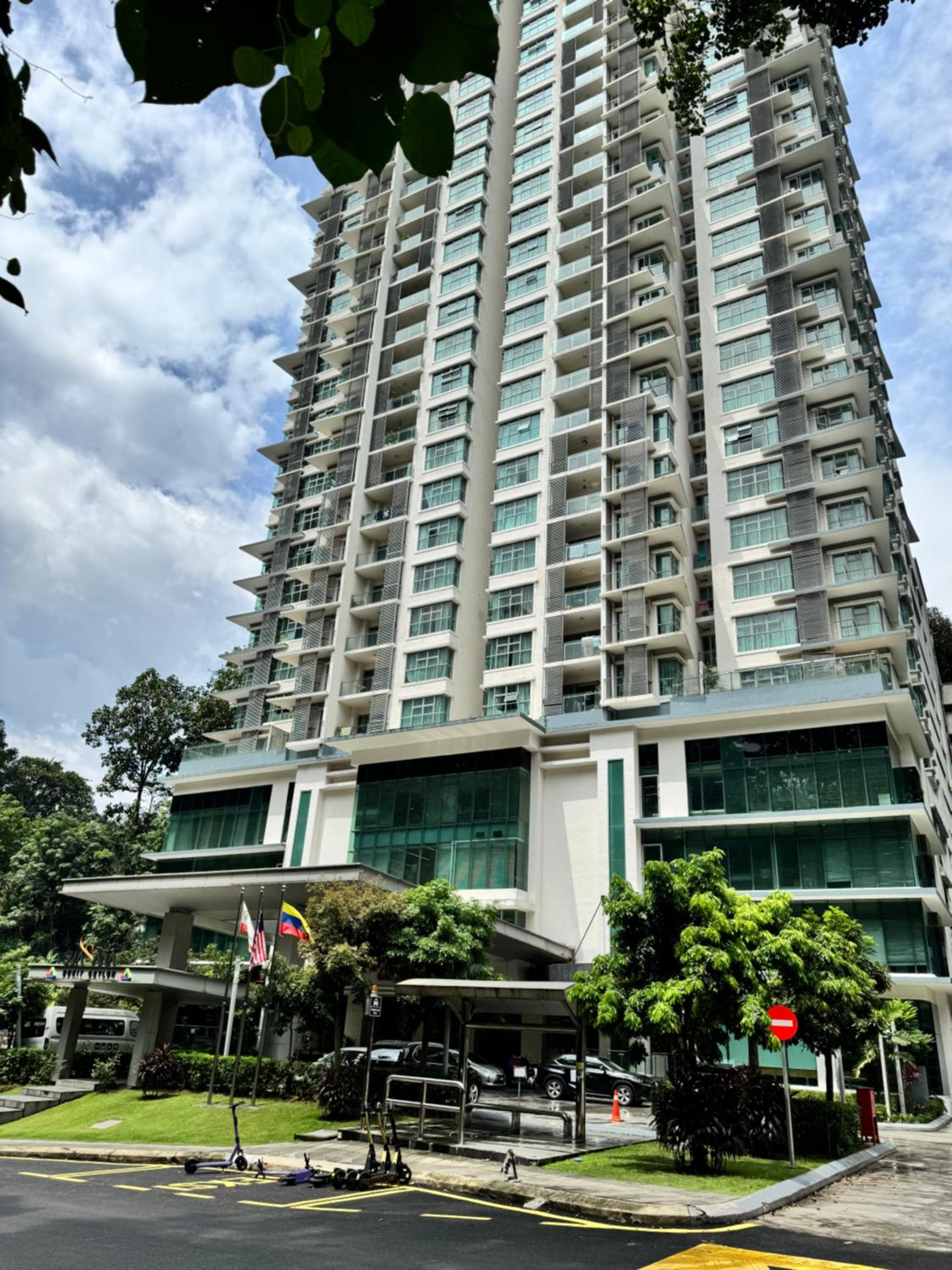 8 KLCC 5 minutes to Jalan Alor Street Bukit Bintang Pavilion 10 Pax 3R2B