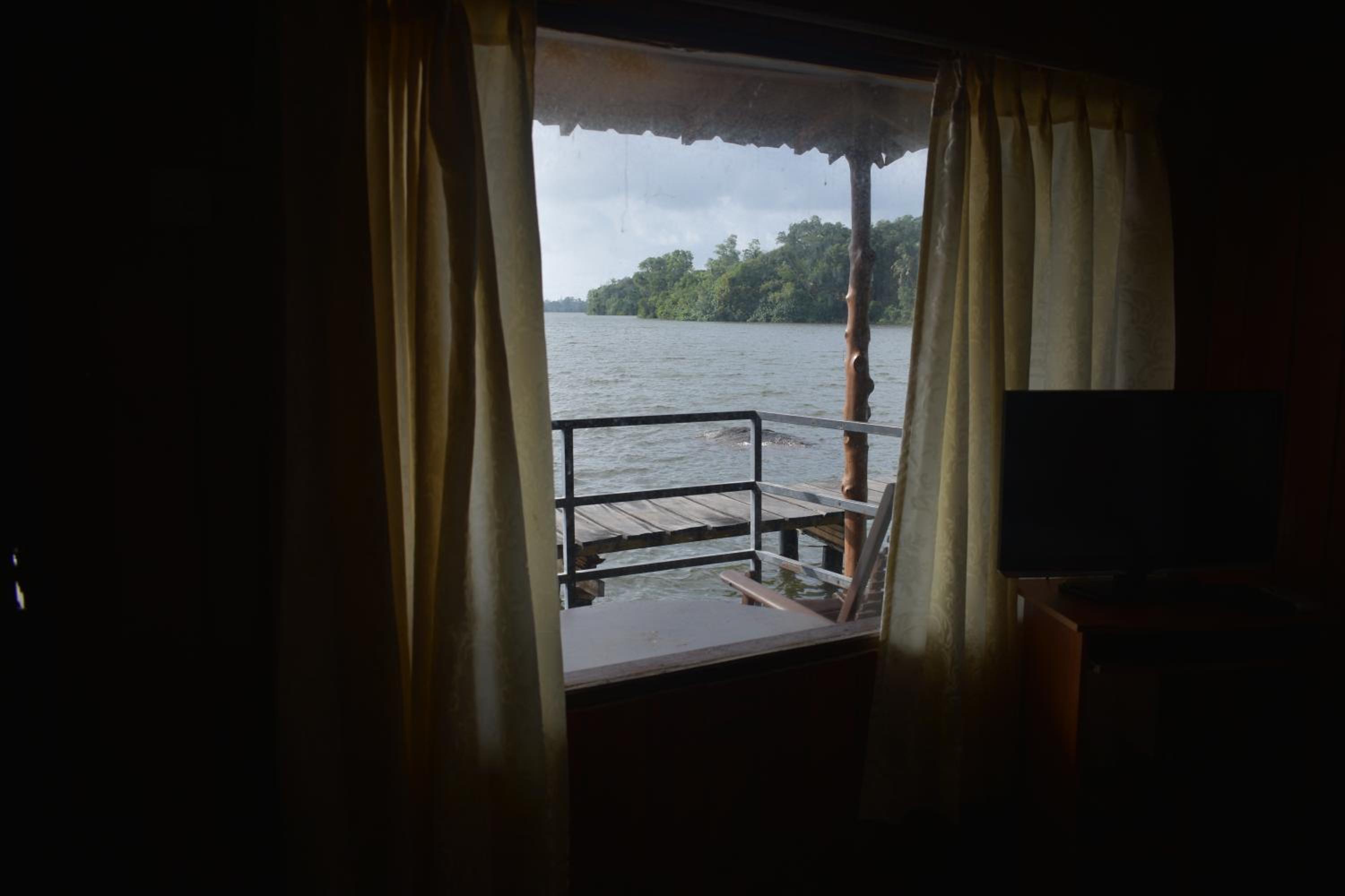 Shiny Lakeside Resort — photo 30