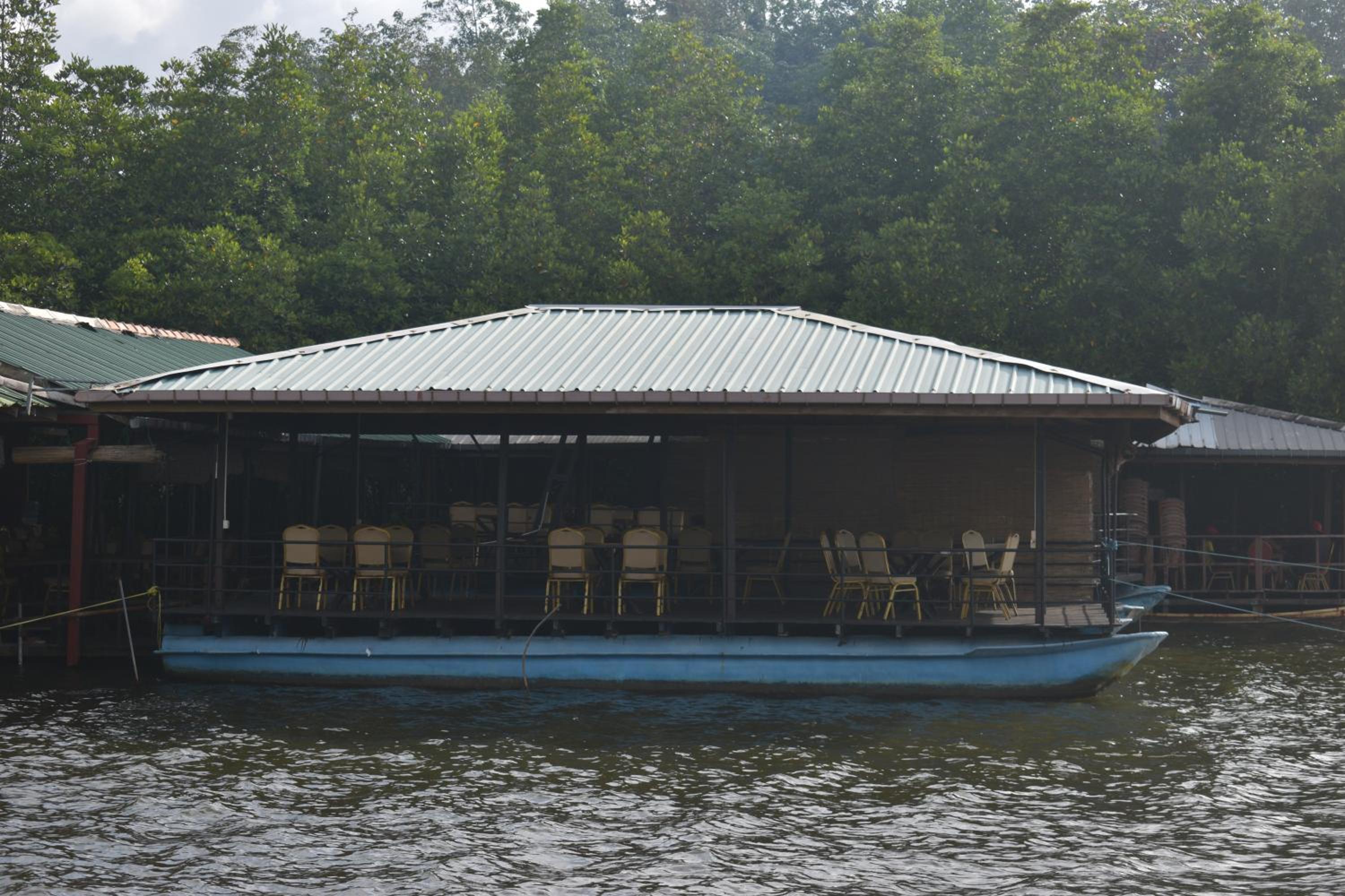 Shiny Lakeside Resort — photo 11