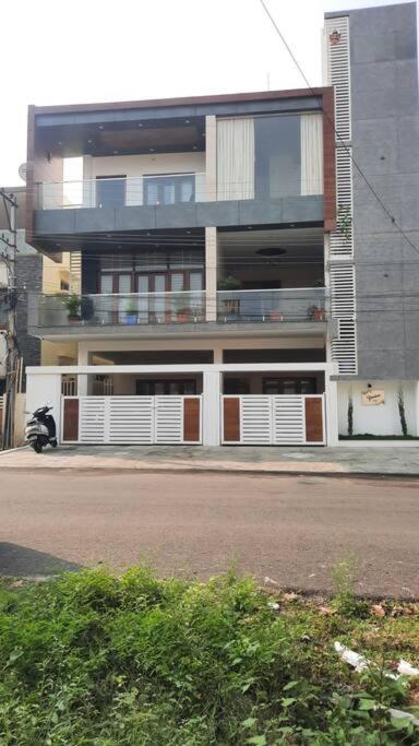 Yashas Rooftop AC Homestay view 2