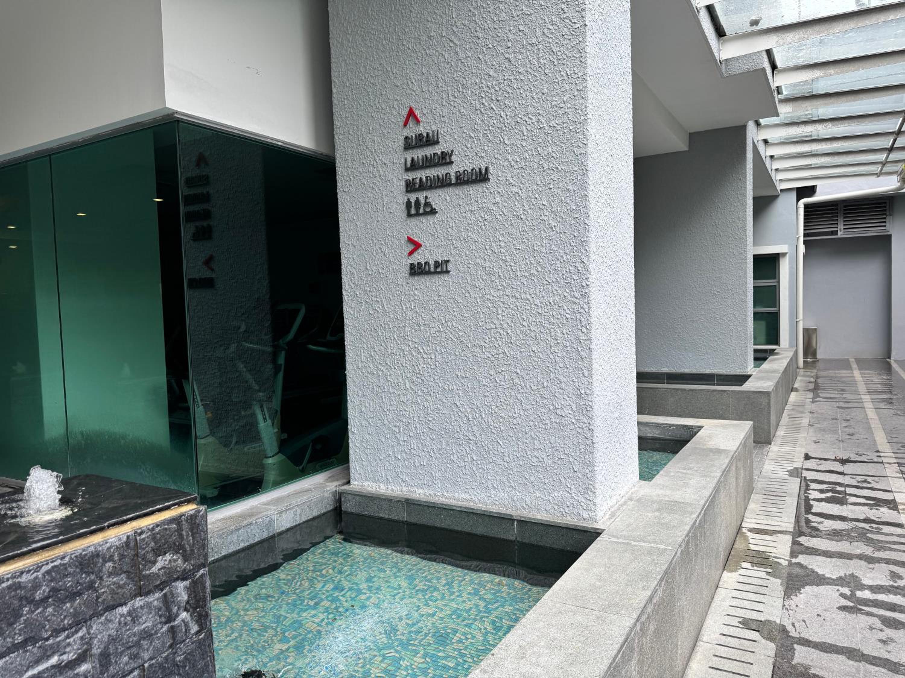 8 KLCC 5 minutes to Jalan Alor Street Bukit Bintang Pavilion 10 Pax 3R2B