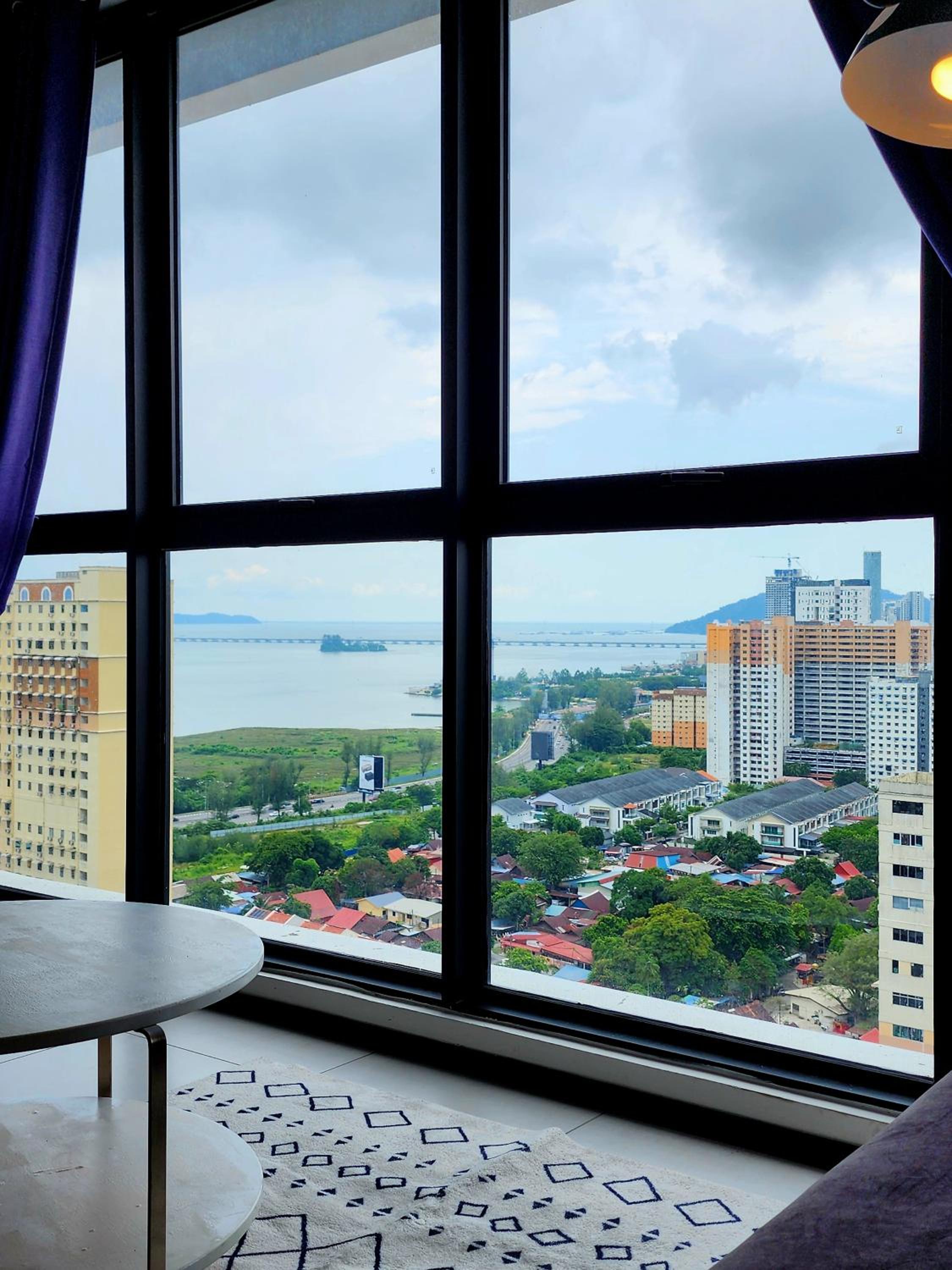 Urban Zenith Suites #3BR photo 5