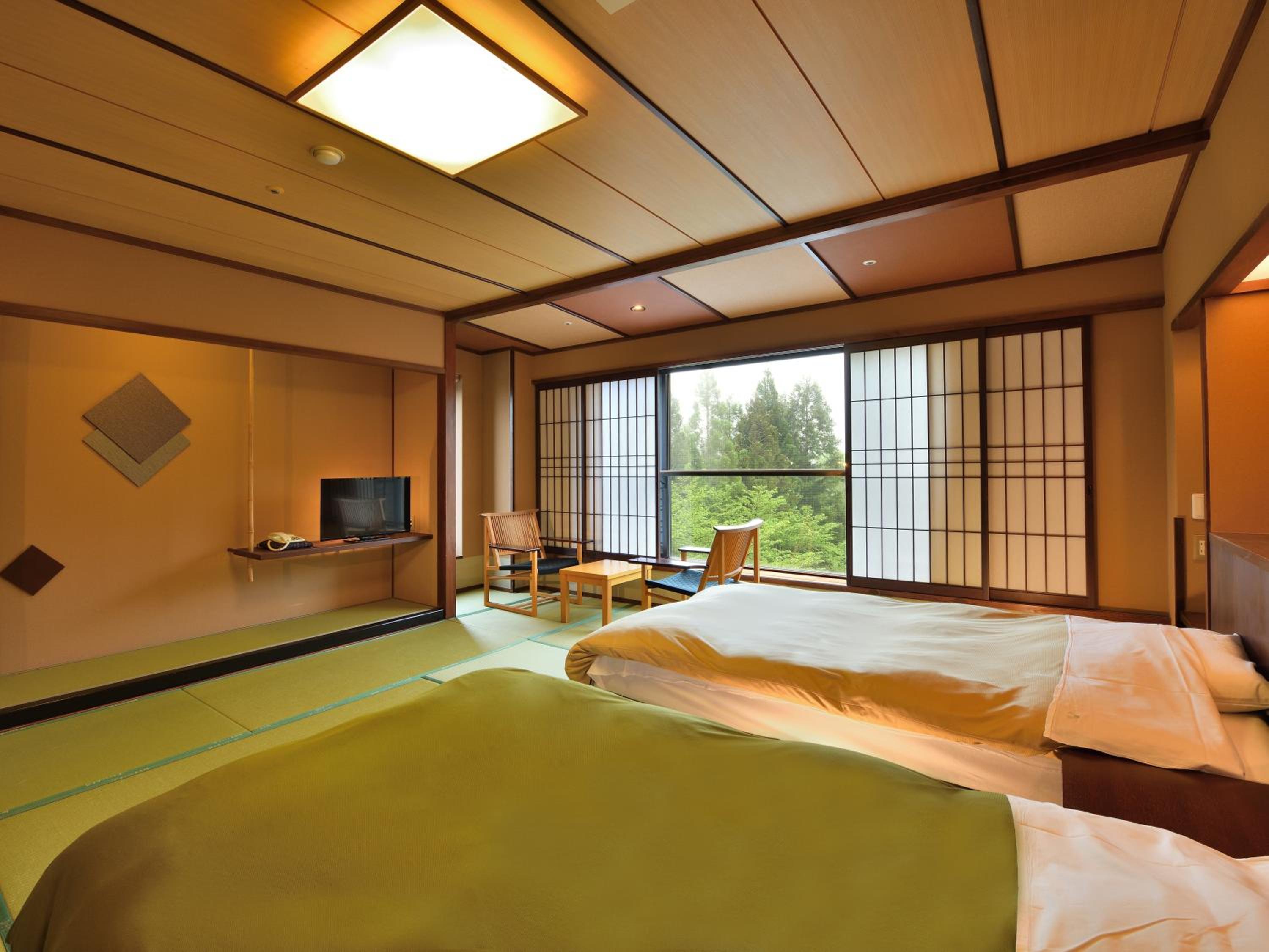Yunogo Onsen HOTEL YUNOMORI BISYUNKAKU