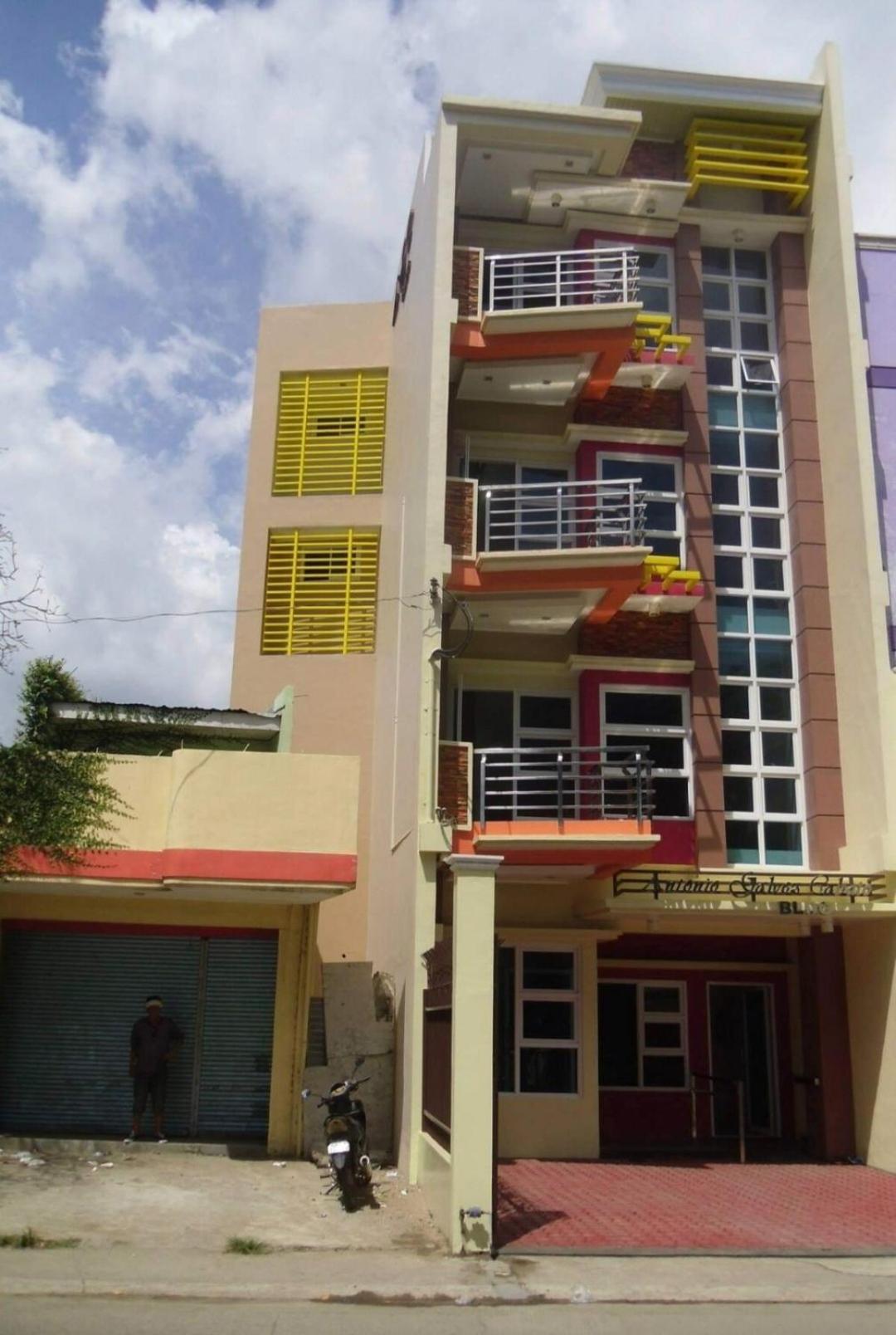 AGC Penthouse - Ground Floor Apartment
