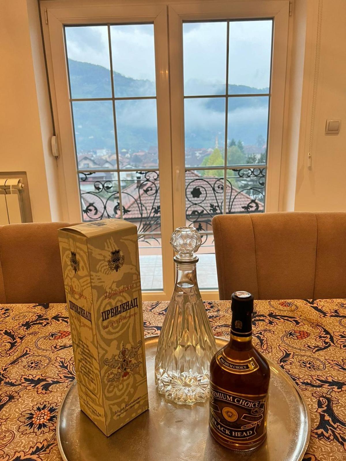 Luxury 2 Apartment view 4