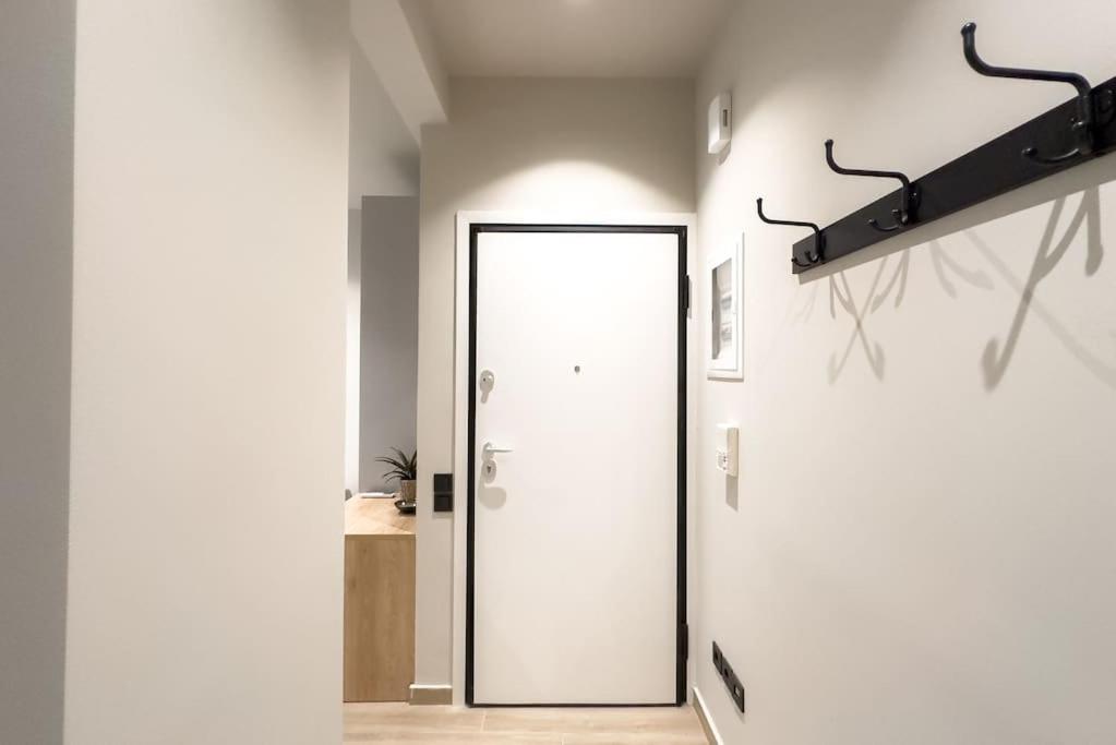 Athenian Luxe & Cozy Studio