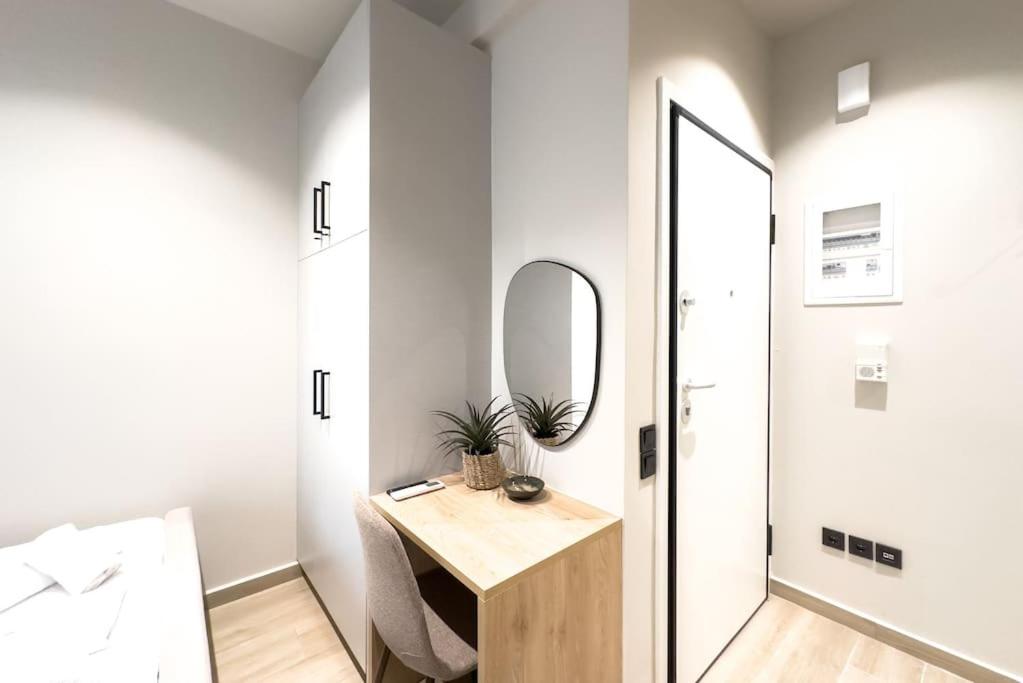 Athenian Luxe & Cozy Studio