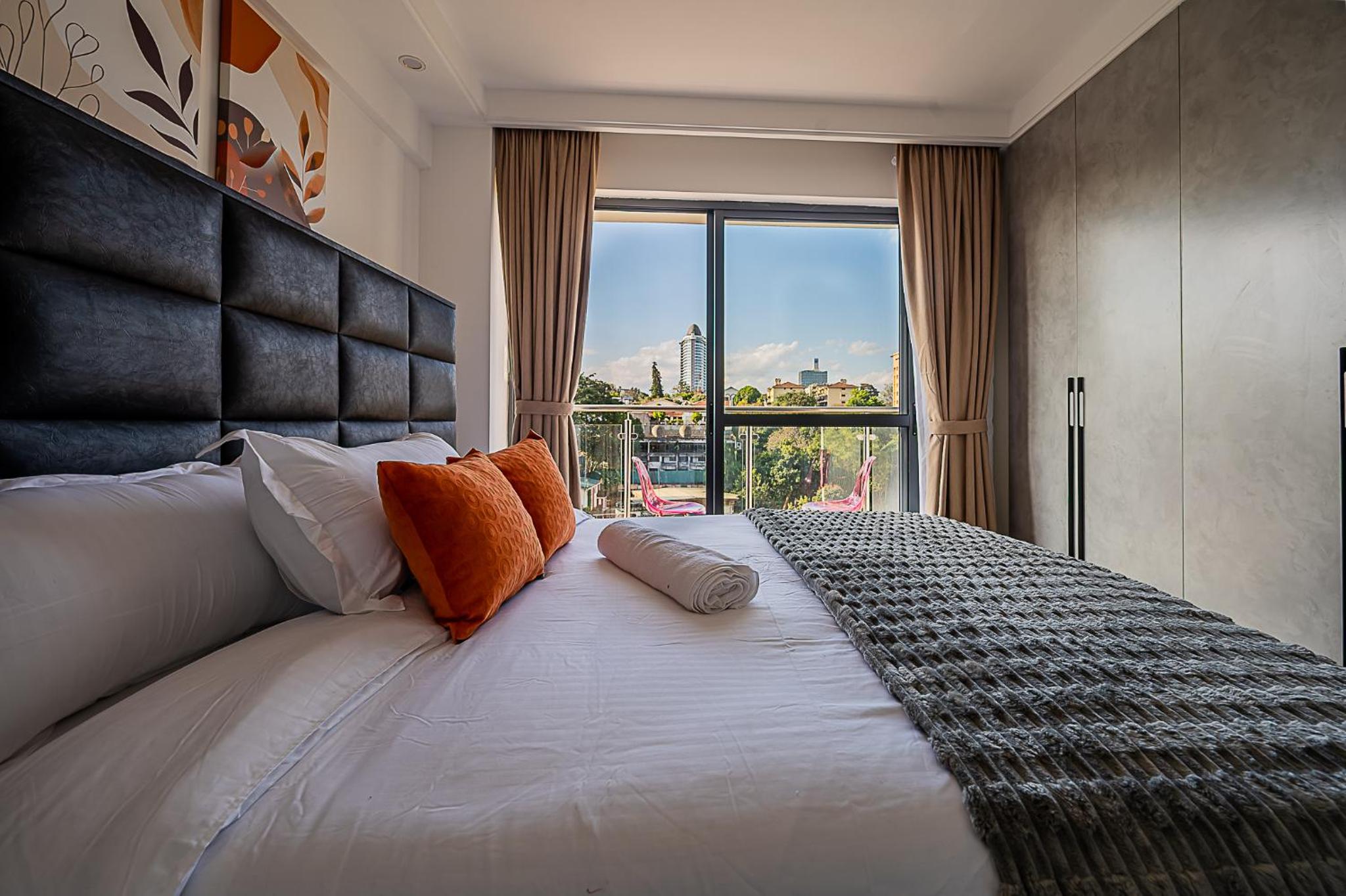 Riverside Expat Quarters