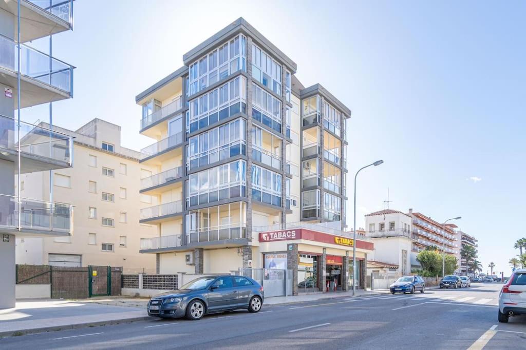 EST 22-Amplio apartamento en pleno centro JUNTO AL MAR, WIFI FIBRA, PARKING view 3