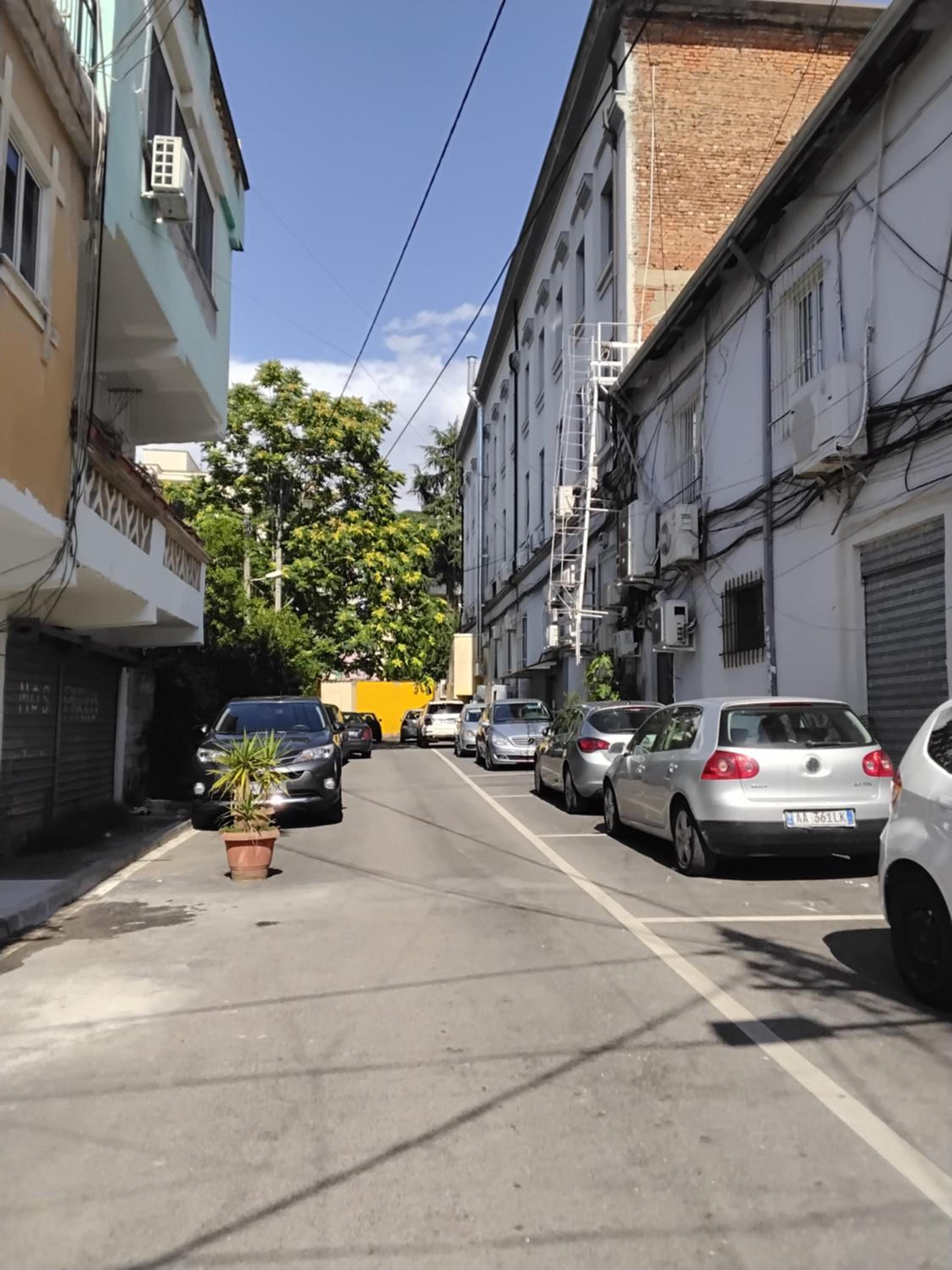 Cozy centrally located room for two 1, 10 min walk from city center
