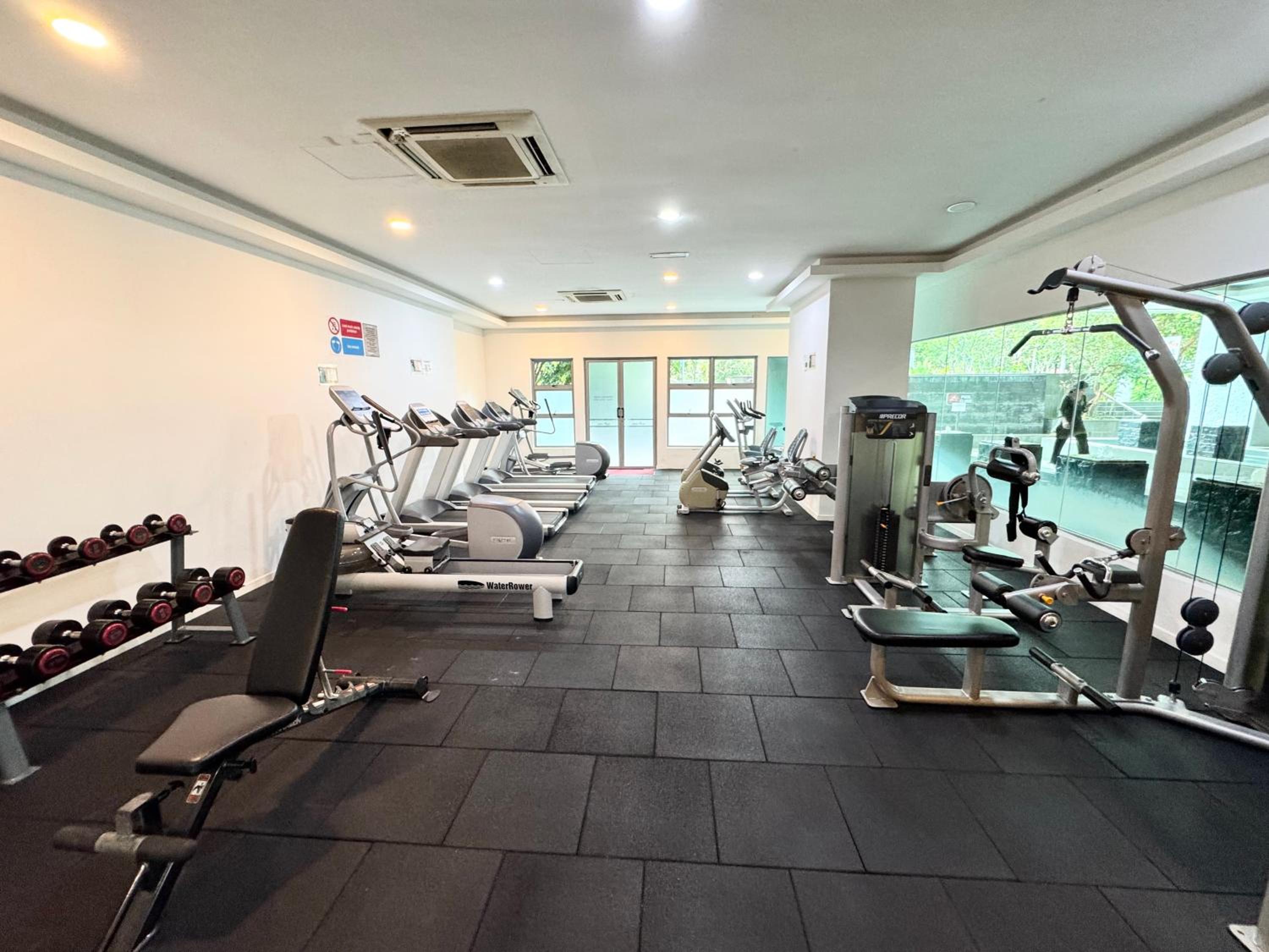8 KLCC 5 minutes to Jalan Alor Street Bukit Bintang Pavilion 10 Pax 3R2B