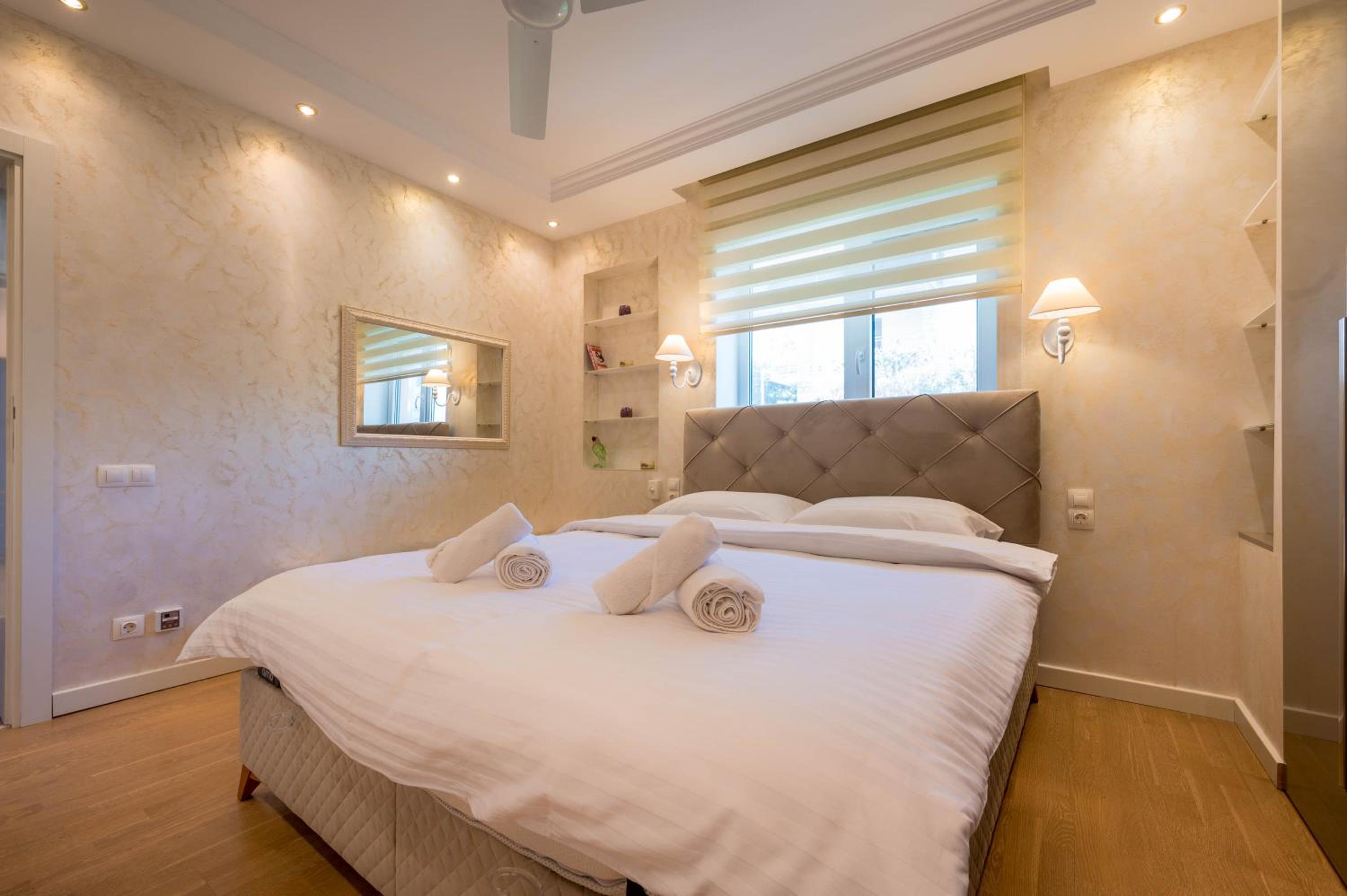 Grande Apartments