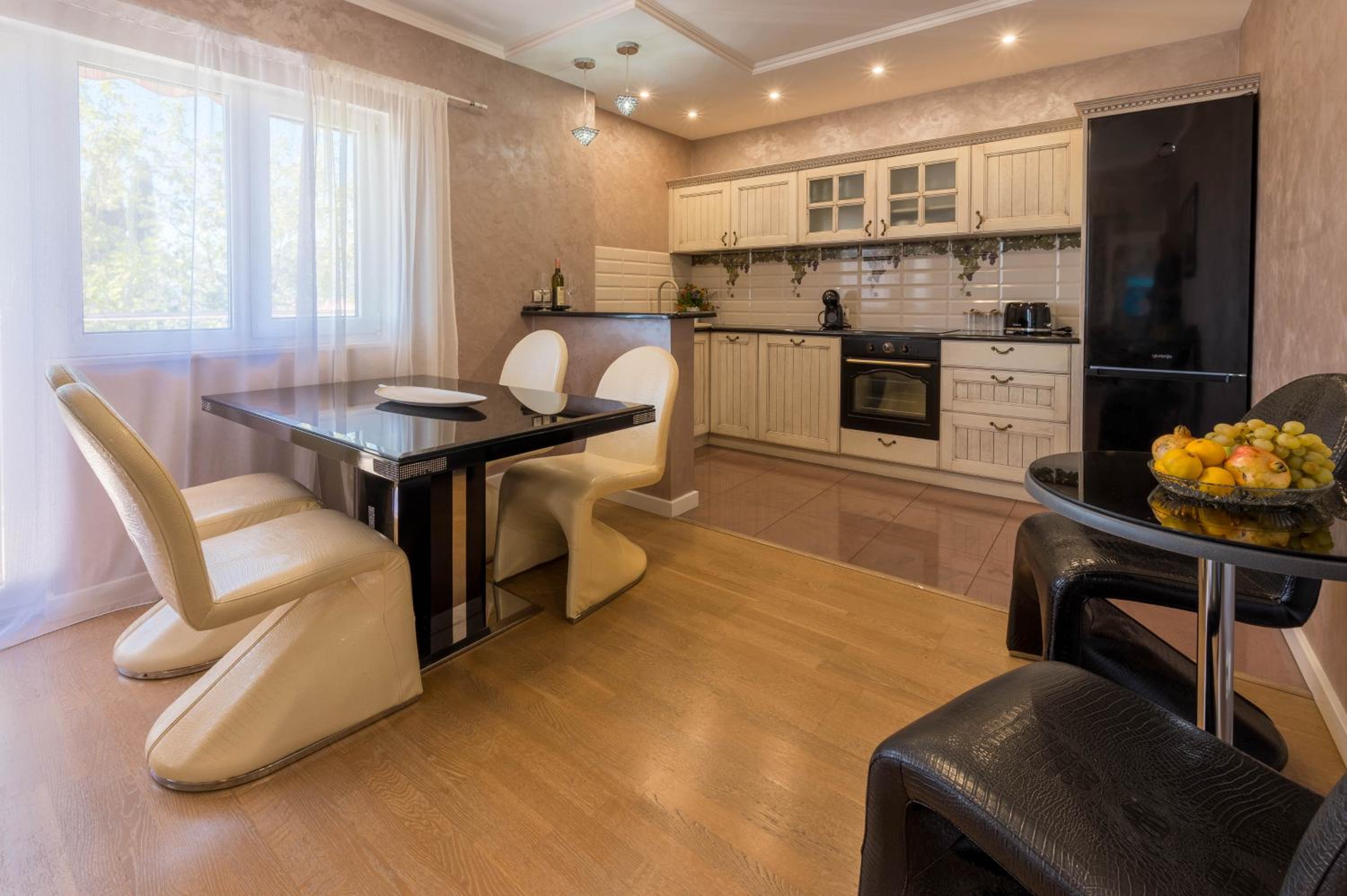 Grande Apartments