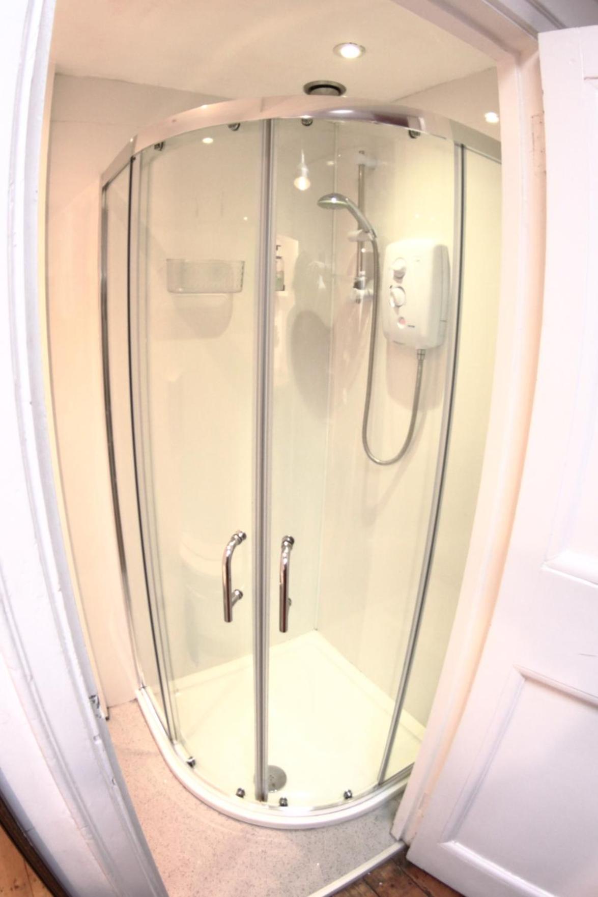 Oxford Vacations - Central Backpackers - Property Image 7