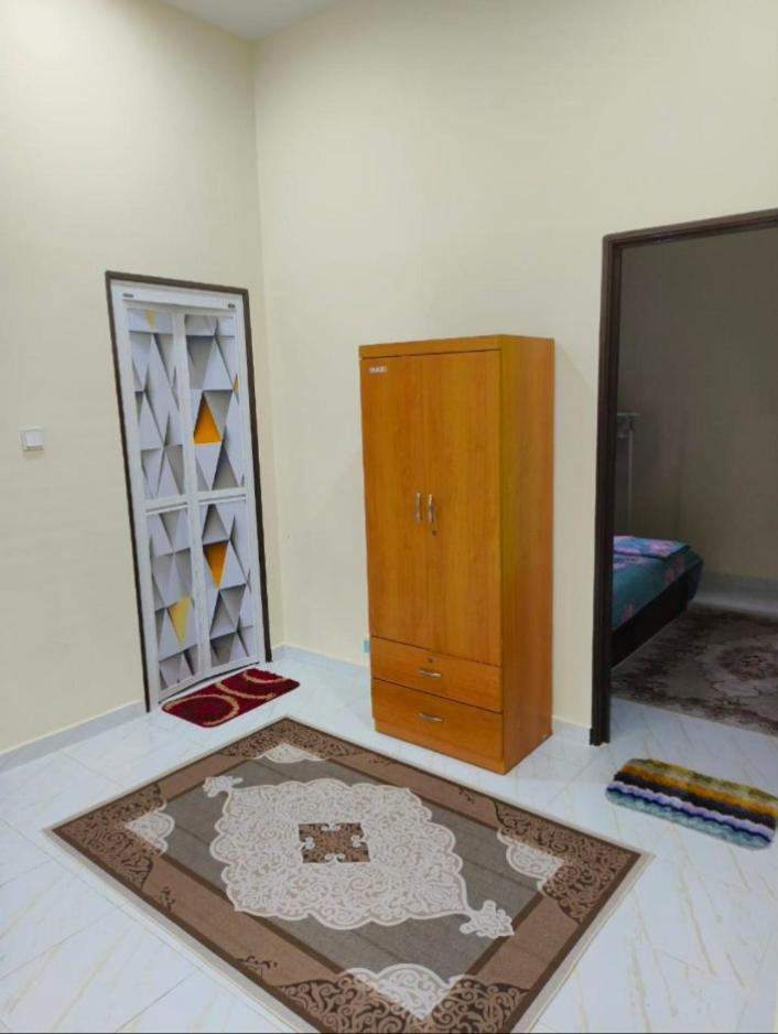 Salah Bukan photo 7