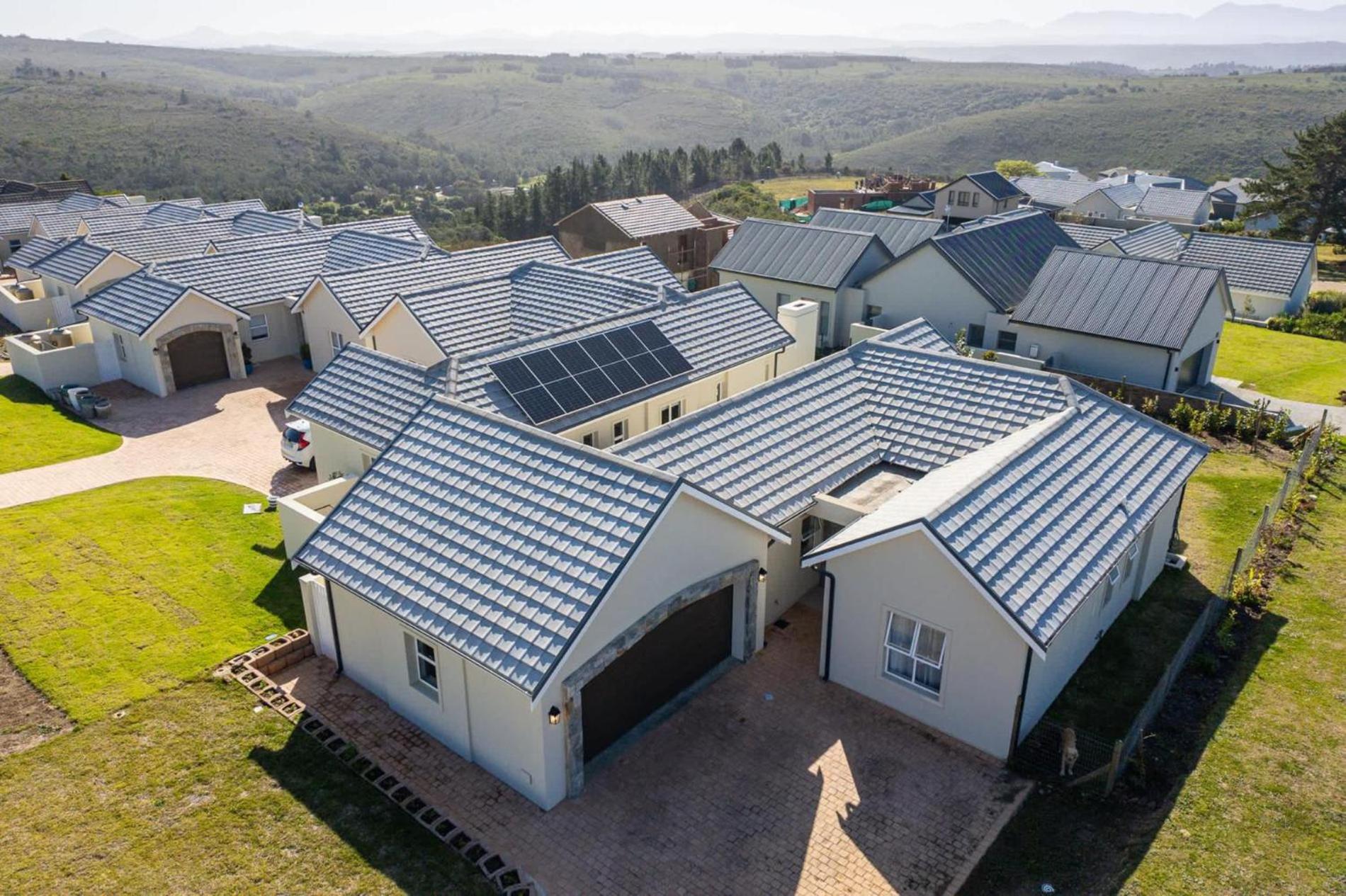 Barons View 2-Bedroom Getaway in Plettenberg Bay view 5