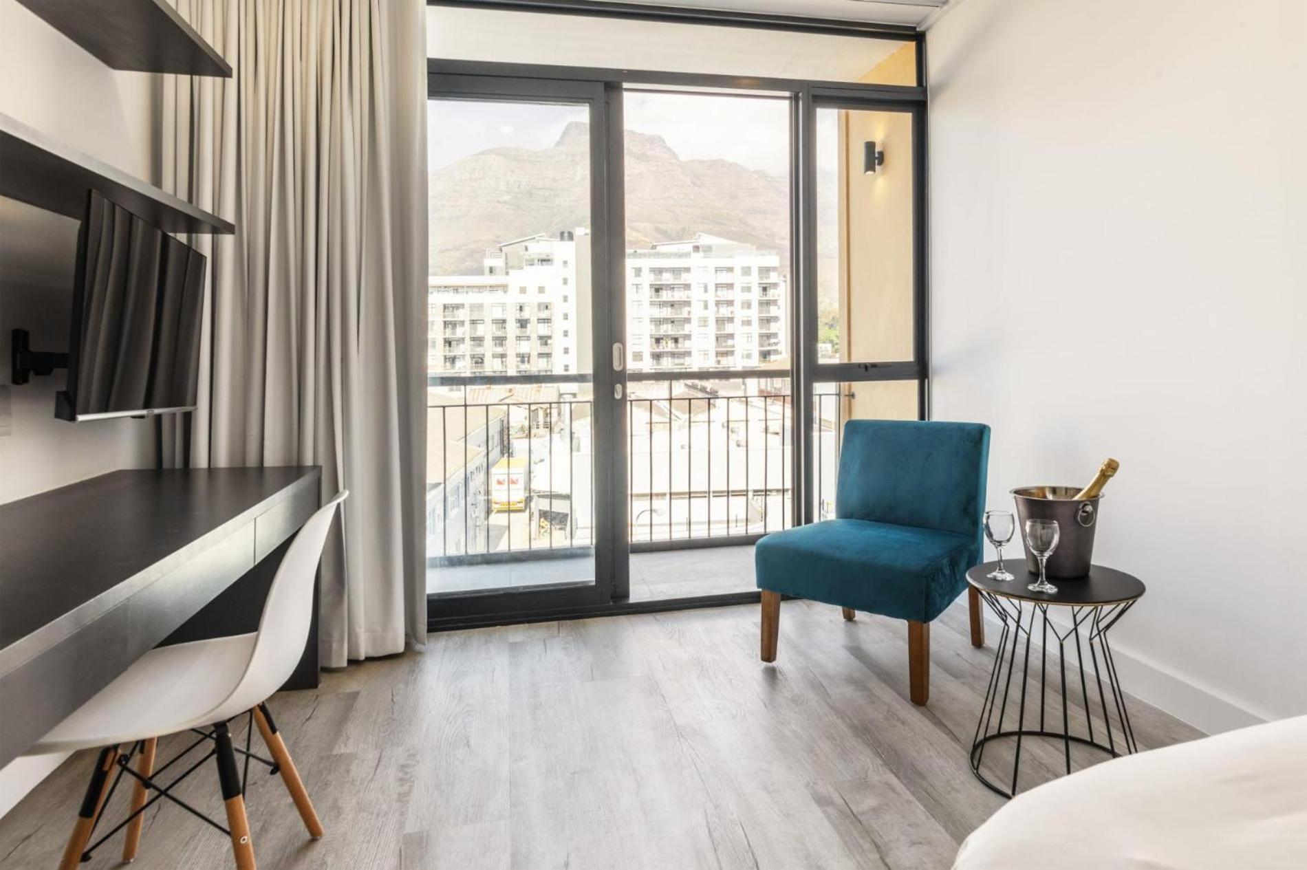 Cozy retreat in the historic district view 3